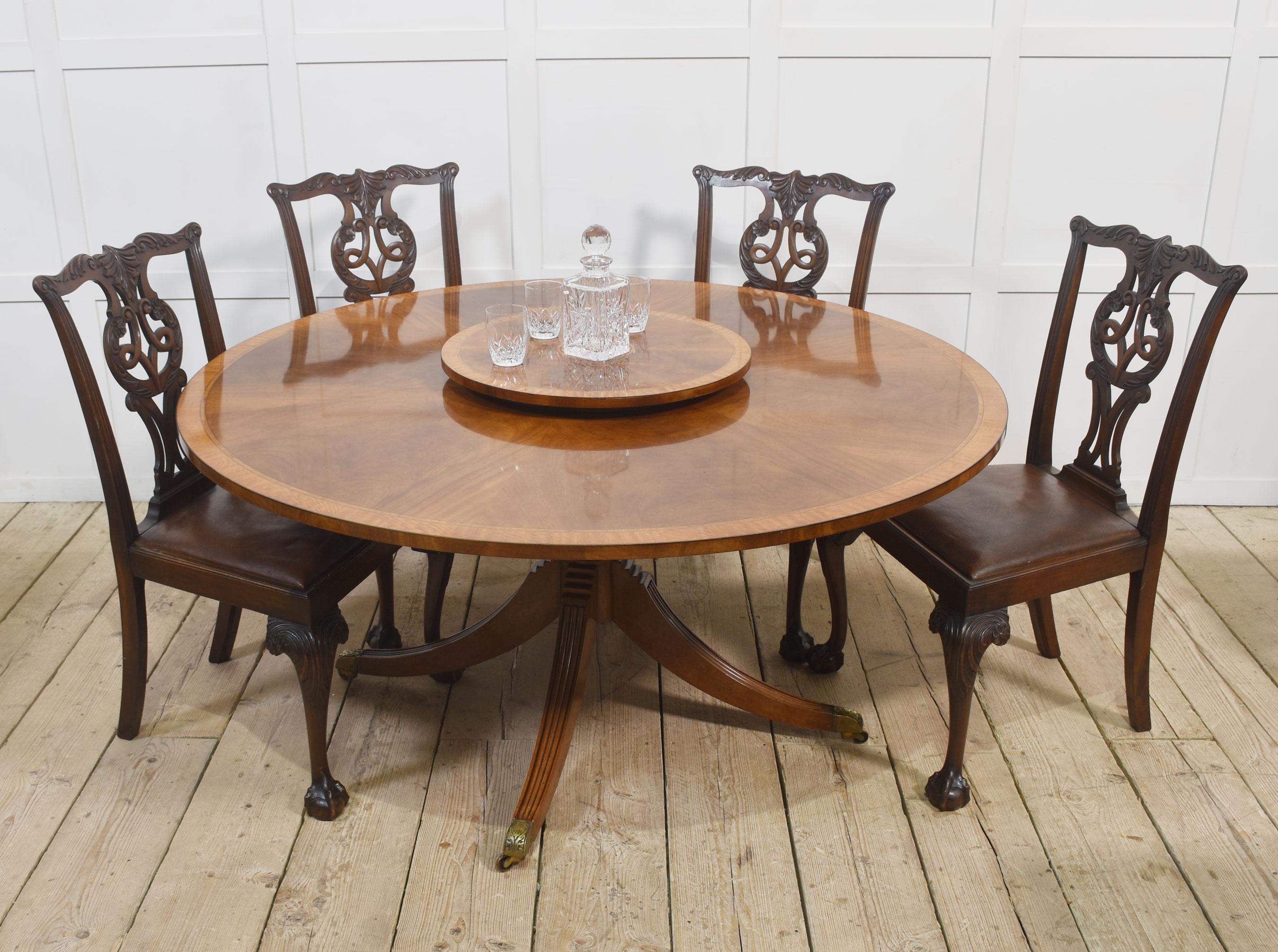 Mesa de comedor circular de caoba con bandas cruzadas en venta 3