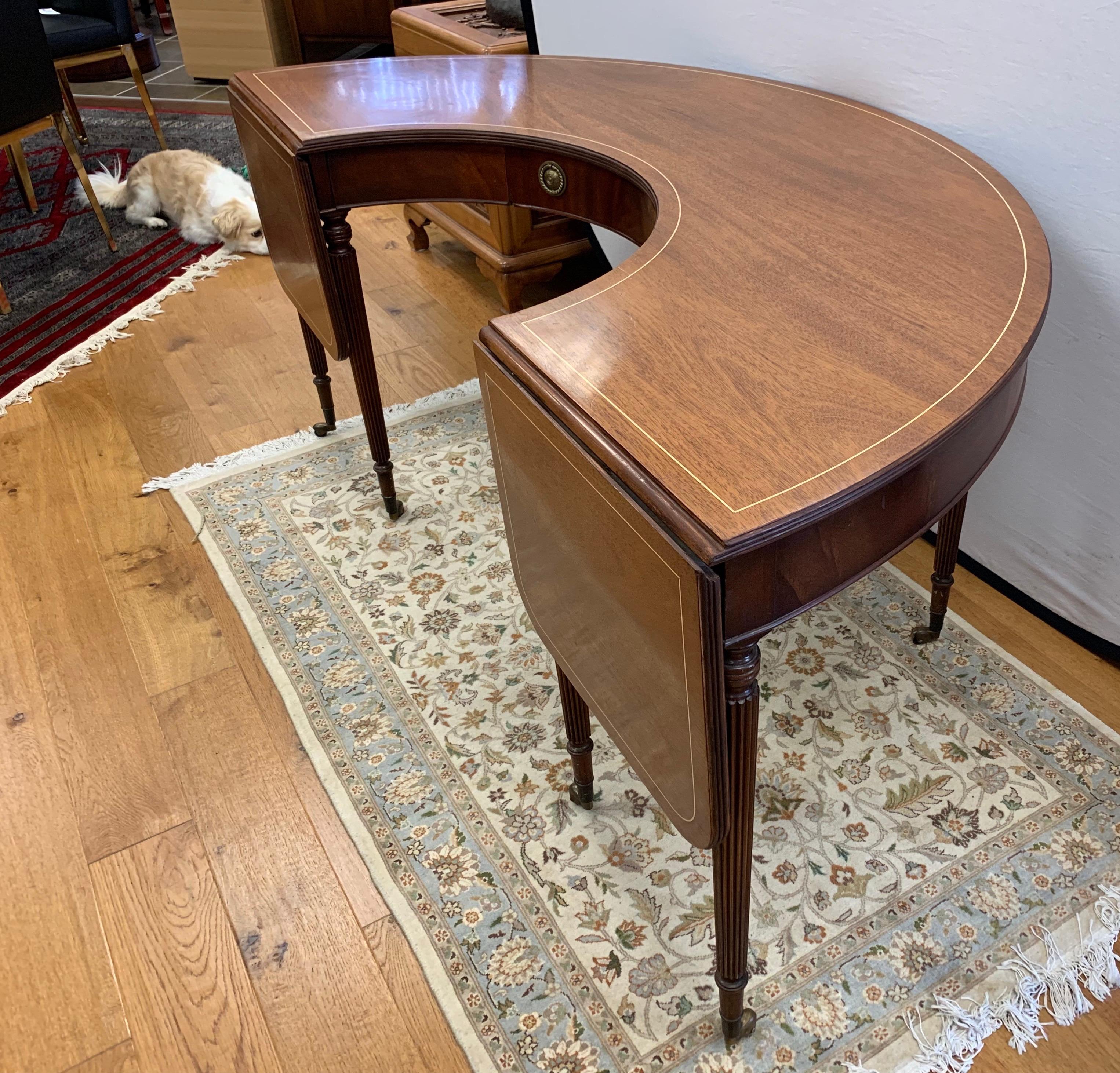 Mahogany Curved Hunt Table Desk Writing Wine Tasting Horseshoe Half Moon In Good Condition In West Hartford, CT