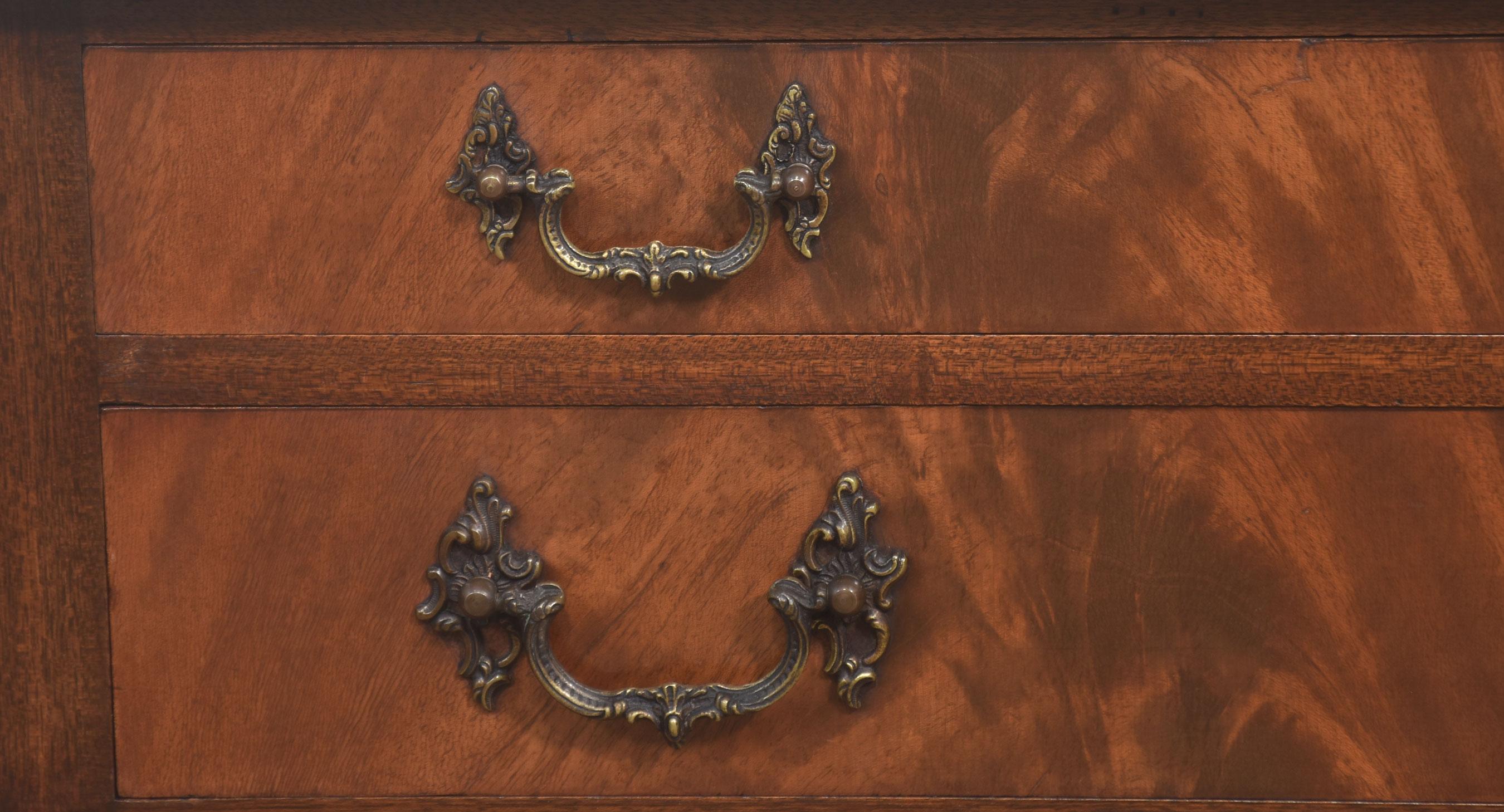 Cassettiera per posate in mogano di Walker & Hall, Sheffield in vendita 10