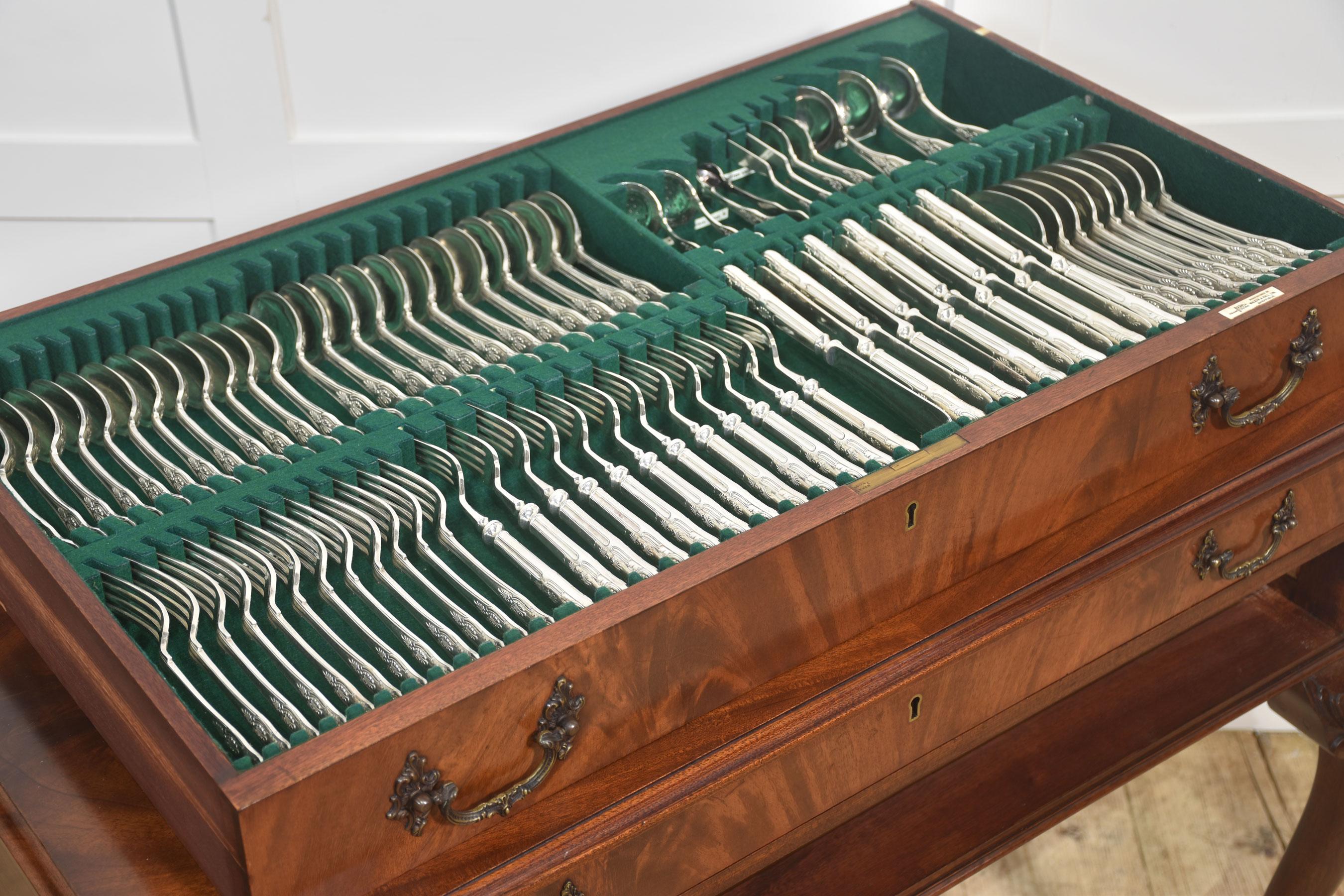 Cassettiera per posate in mogano di Walker & Hall, Sheffield in vendita 3