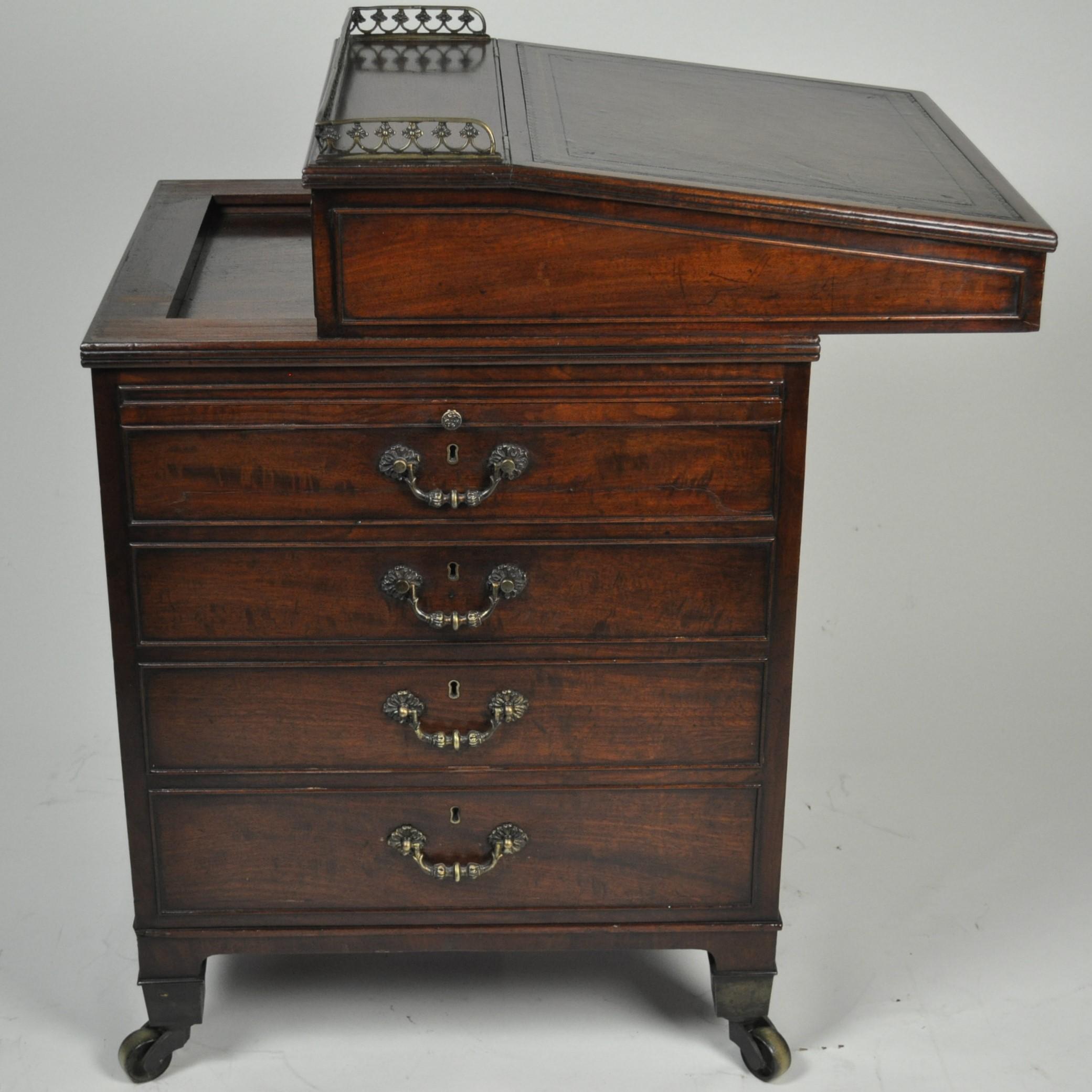 Regency Mahogany Davenport Attributed to Gillows For Sale