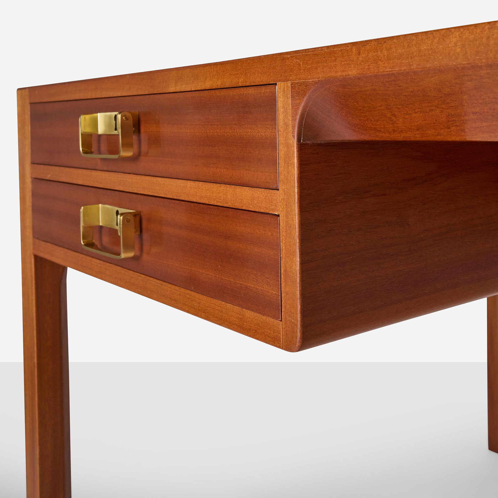 Mahogany Desk by Bernt Petersen for Dansk Mobelkunst in vendita 8