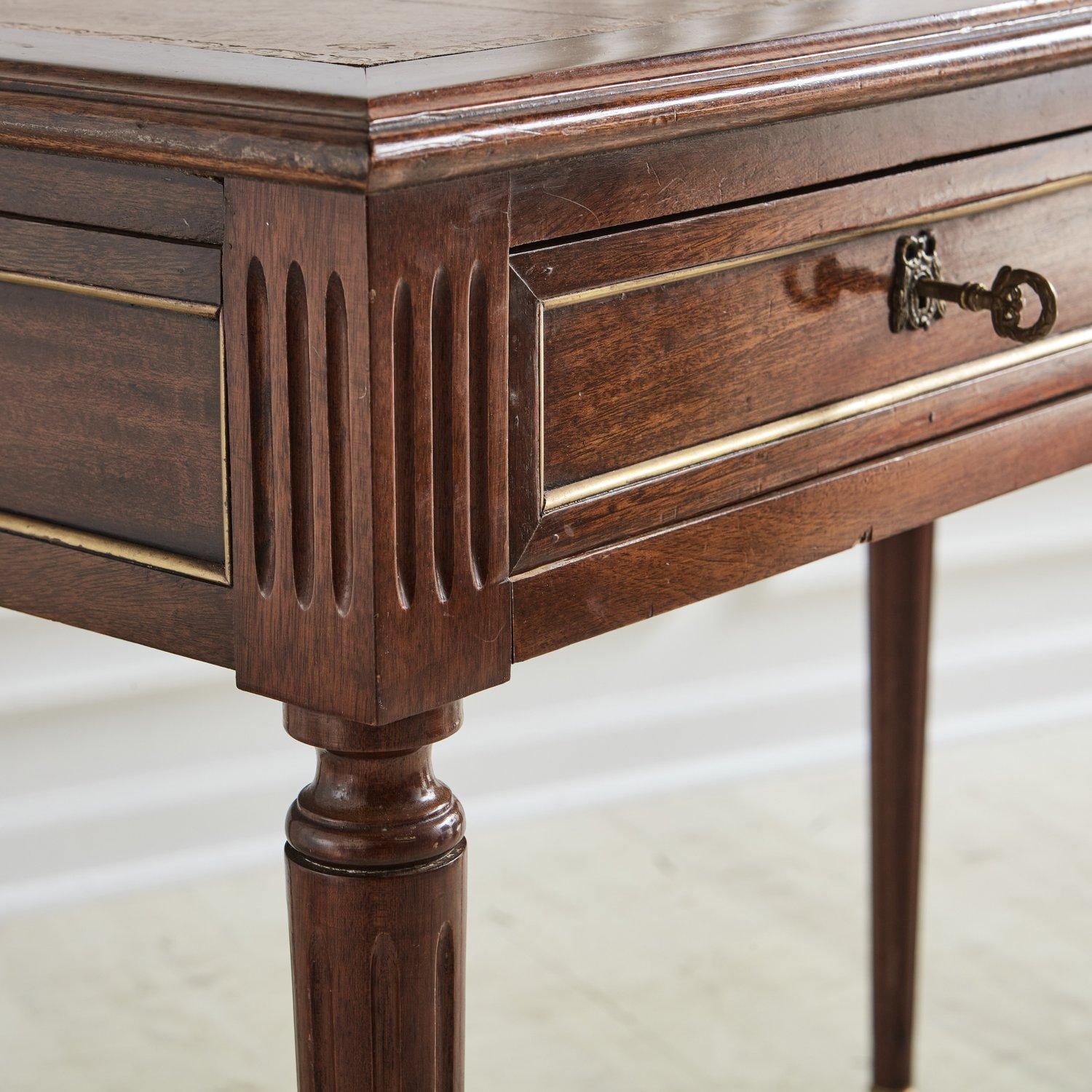 Mahogany Desk With Inlaid Leather Top and Gold Leaf Details, Early 20th Century 13