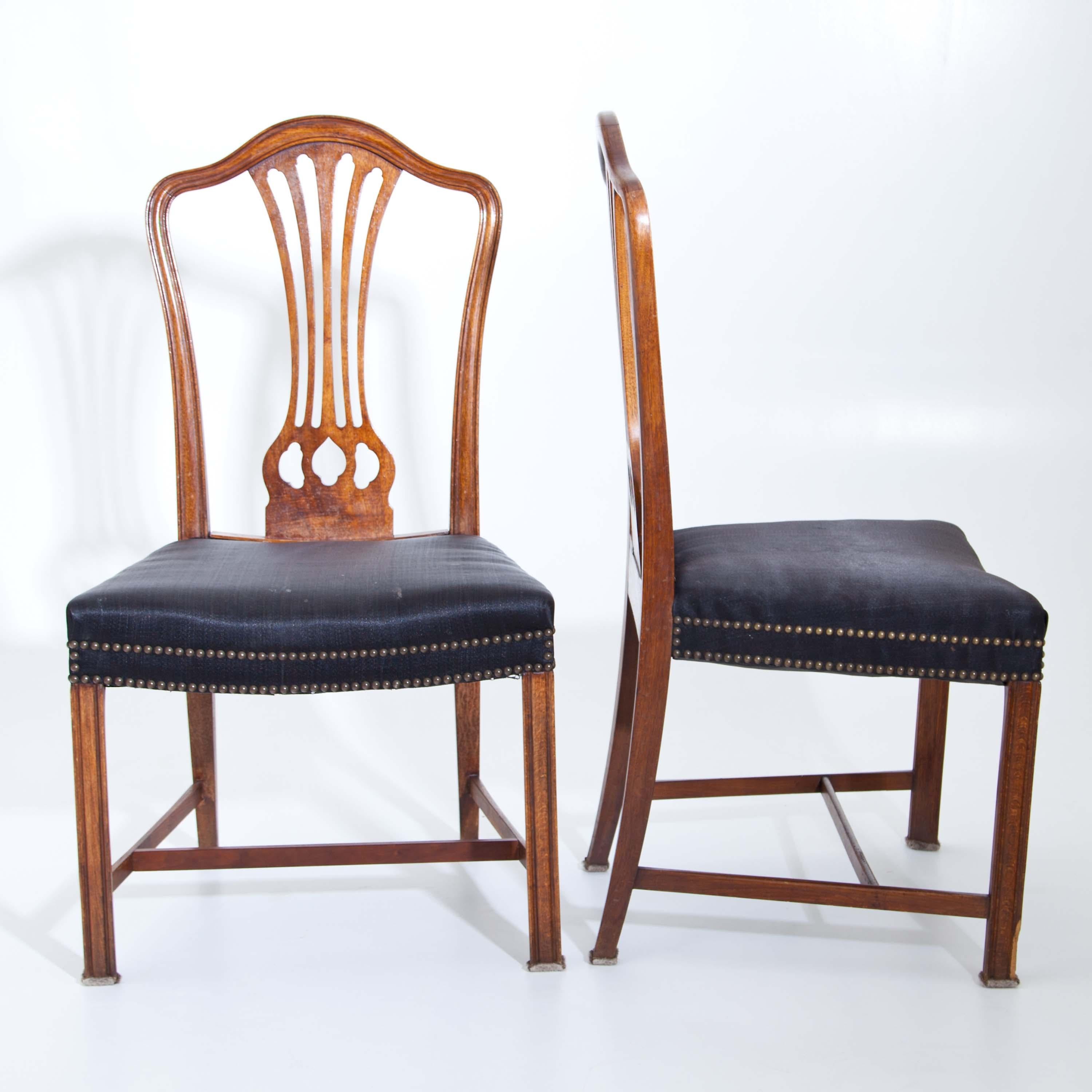 Mahogany Dining Room Chairs after Chippendale, England, circa 1800 2