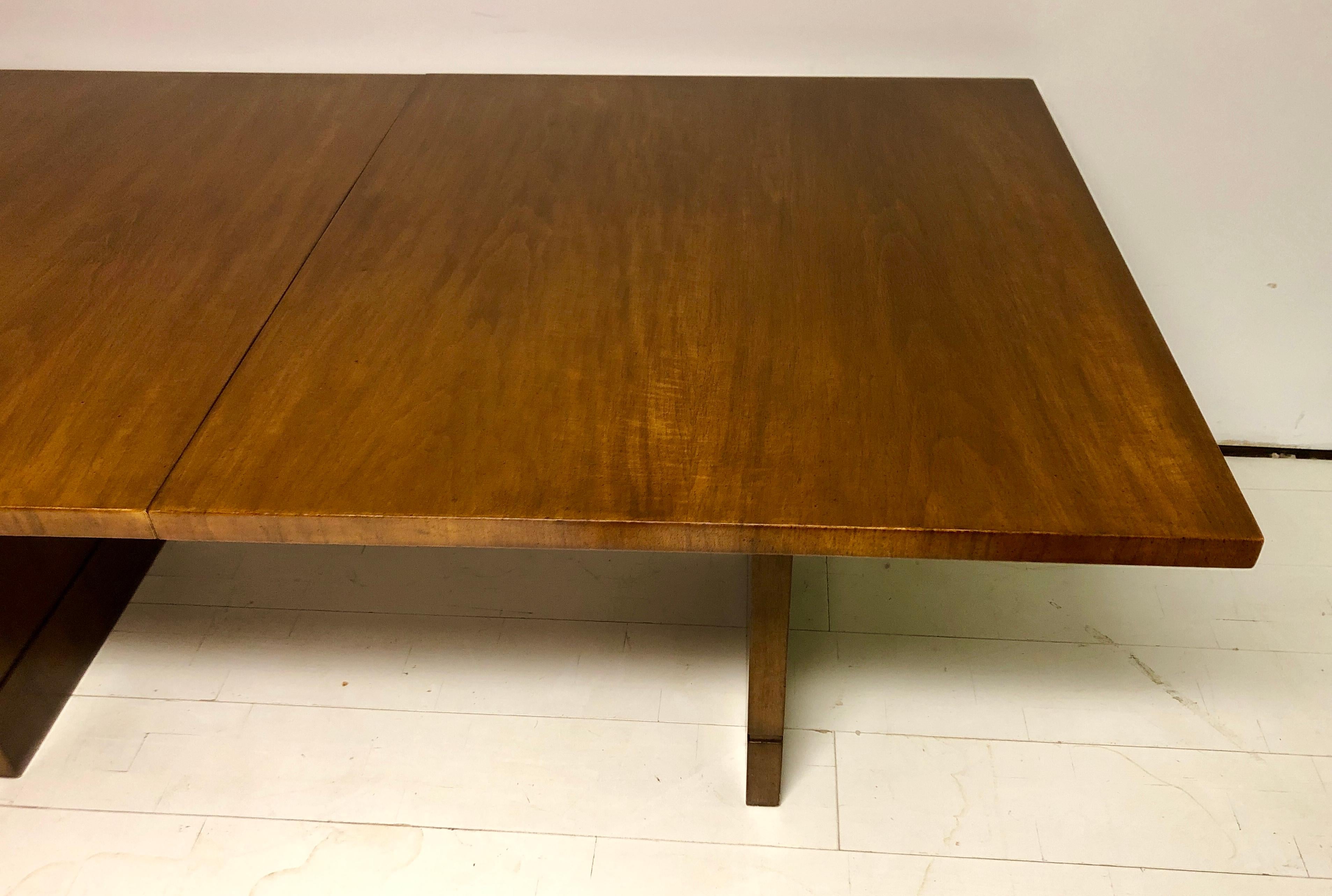 Mid-20th Century Mahogany Dining Table by T.H. Robsjohn-Gibbings For Sale