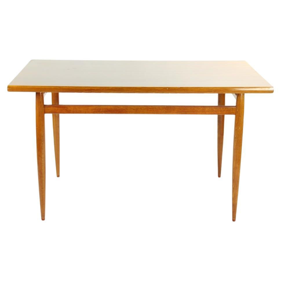 Table à manger tchécoslovaque des années 1970