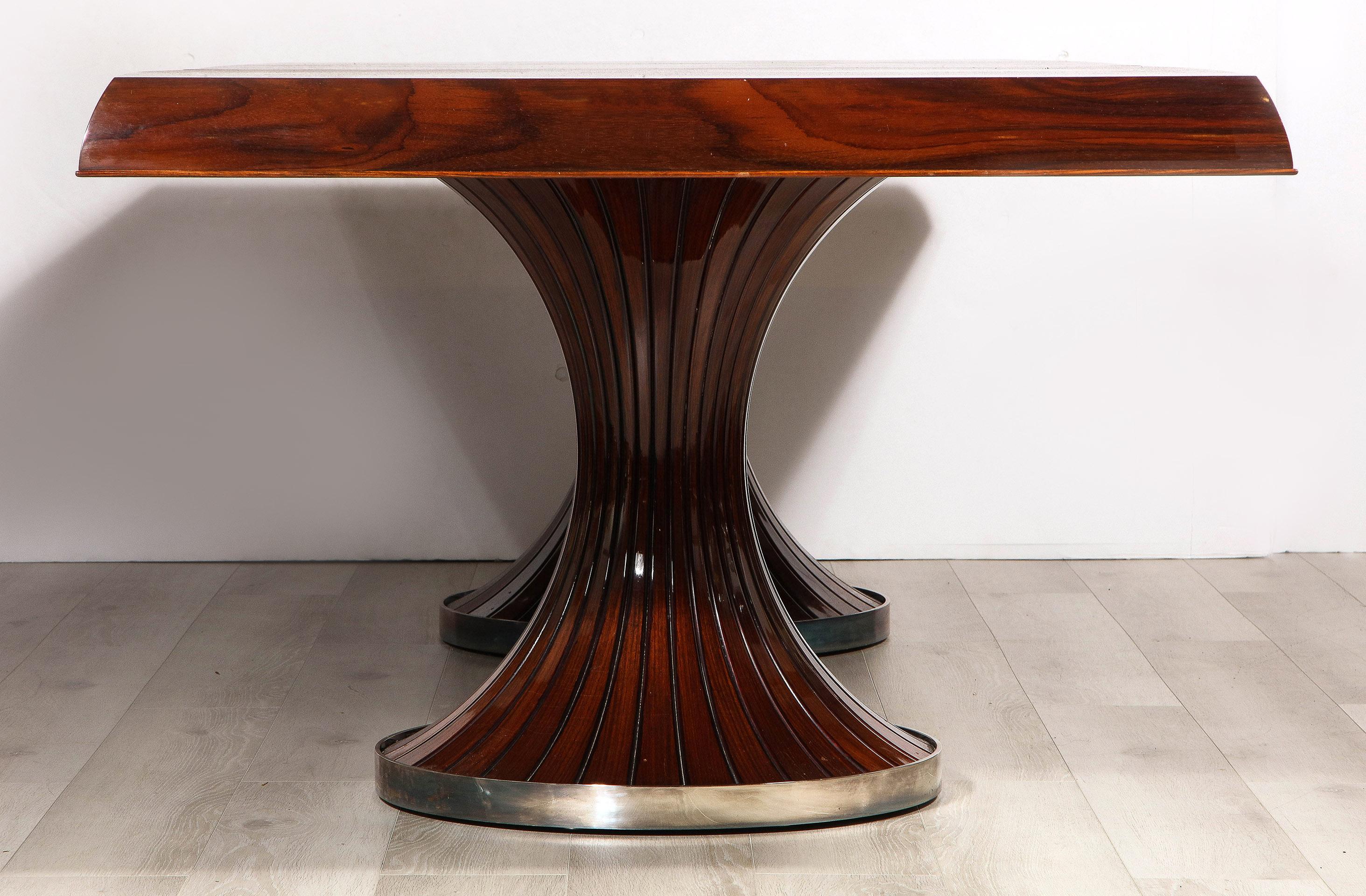 Mahogany Dining Table In Good Condition For Sale In New York, NY