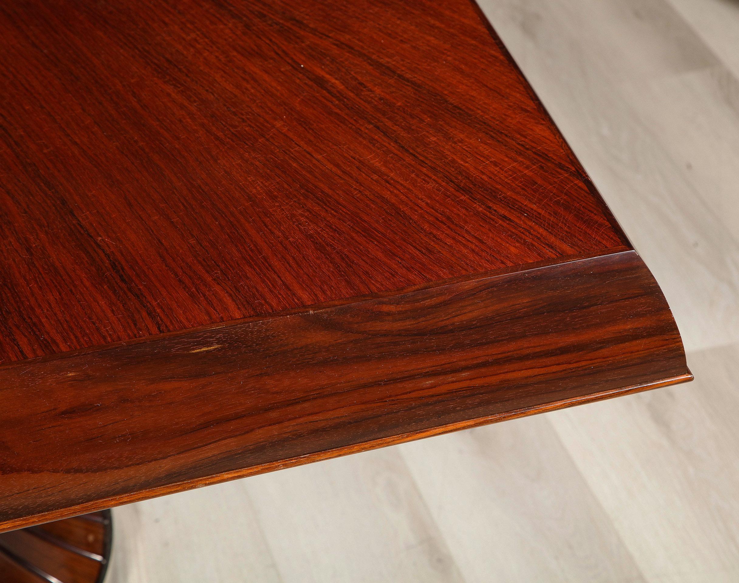 20th Century Mahogany Dining Table For Sale