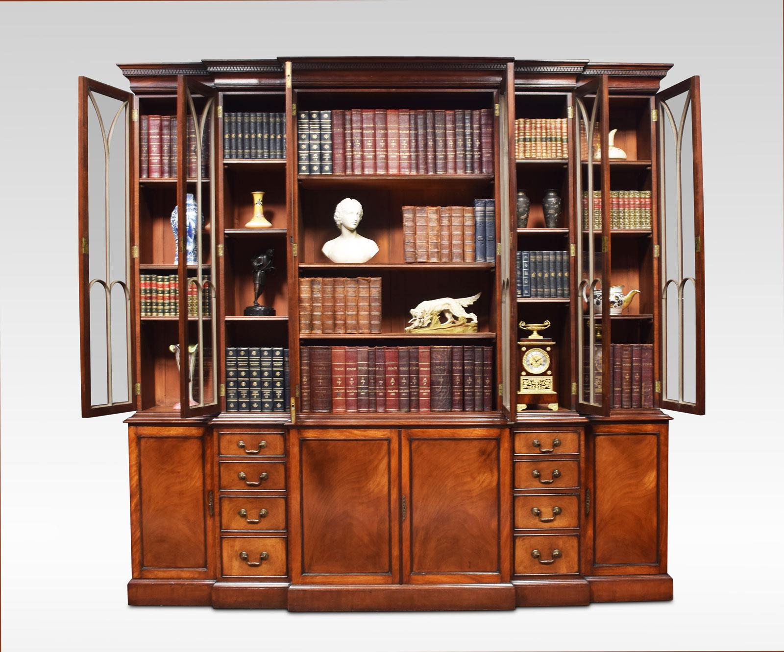 Mahogany Double Breakfront Bookcase In Good Condition In Cheshire, GB