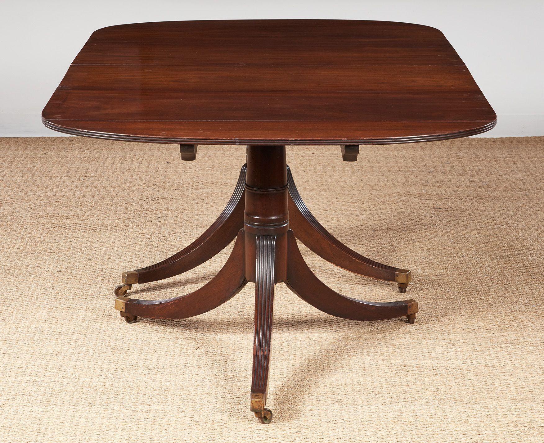 Mahogany Double Pedestal Reeded Edge Dining Table For Sale 3