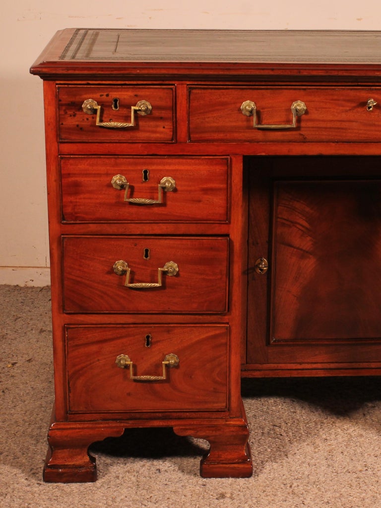 Mahogany DoubleSided Pedestal Desk, 18th Century For Sale at 1stDibs