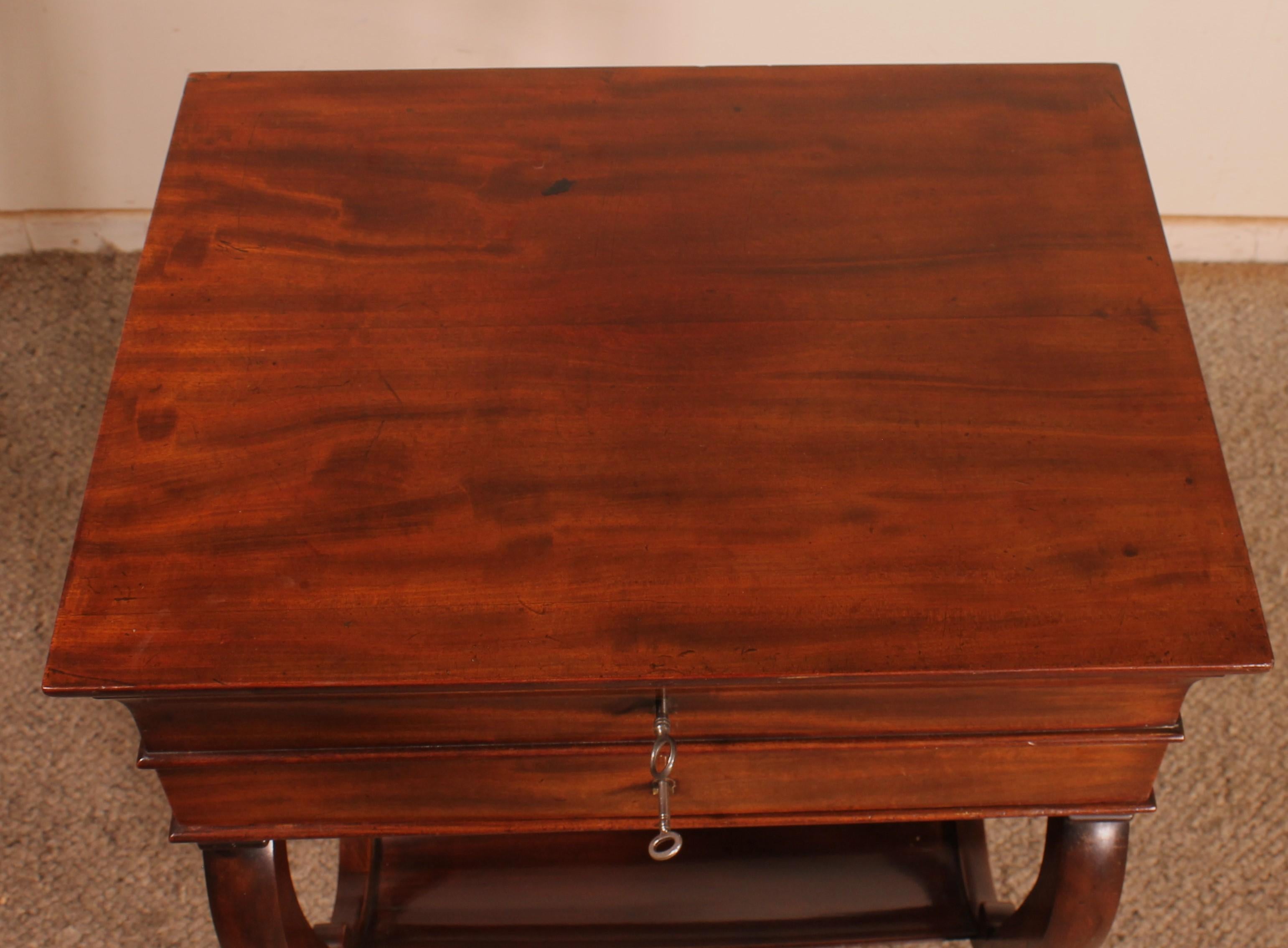 Mahogany Dressing Table -19th Century For Sale 1