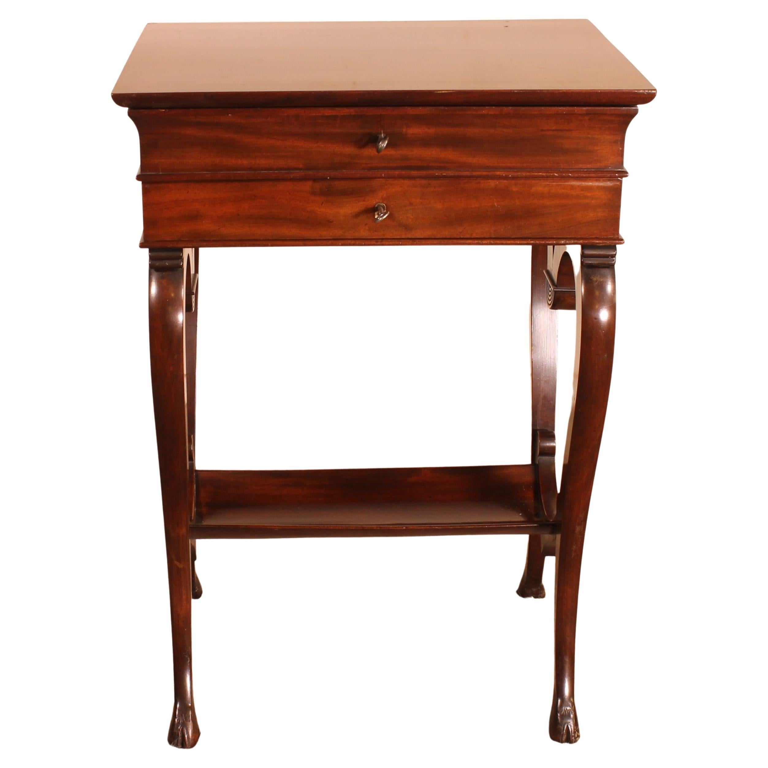 Mahogany Dressing Table -19th Century For Sale