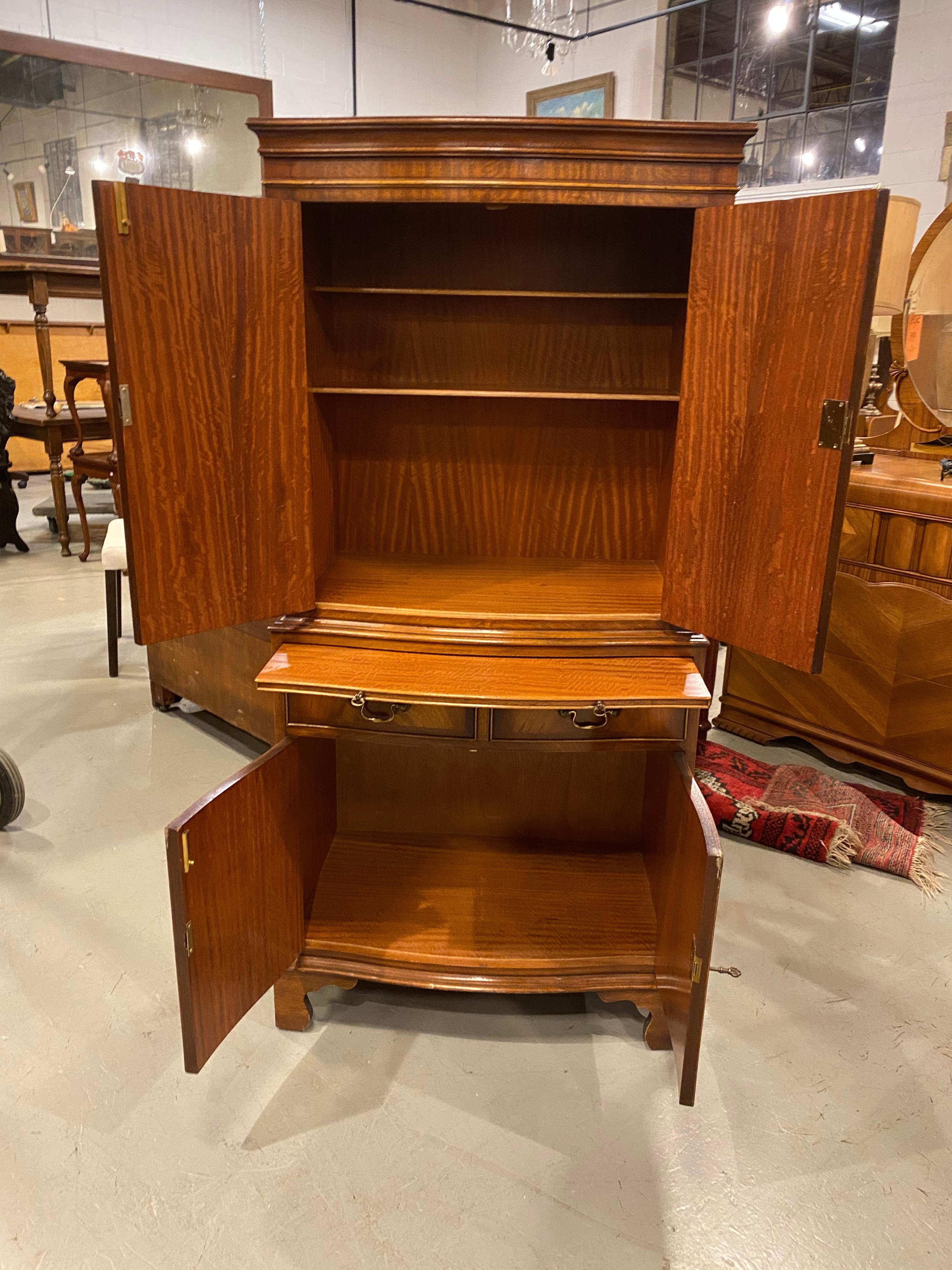 Wood Mahogany Drinks Cabinet, Dry Bar, Georgian Styling For Sale