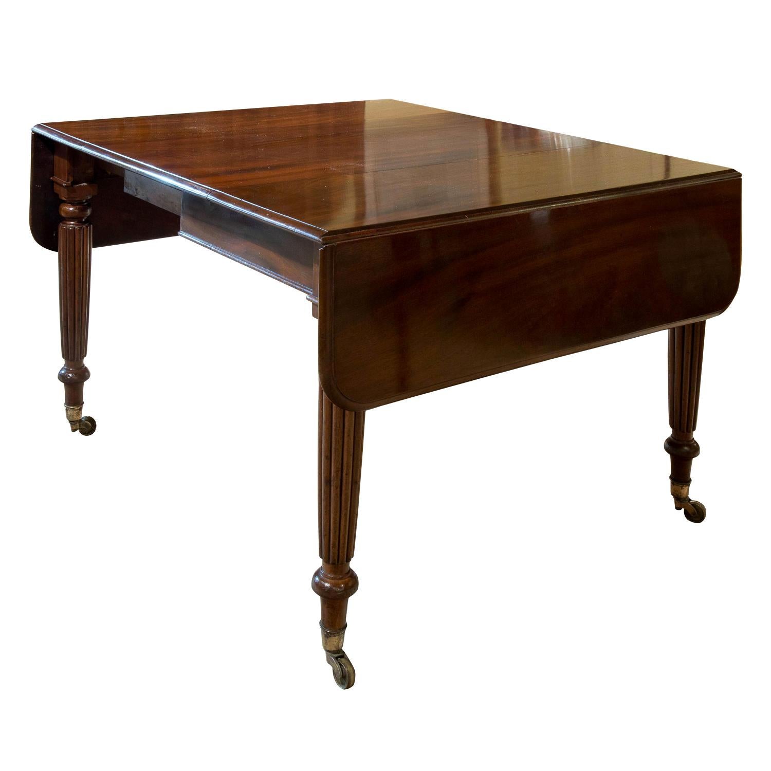 Mahogany Drop-Leaf Dining Table, circa 1830 For Sale