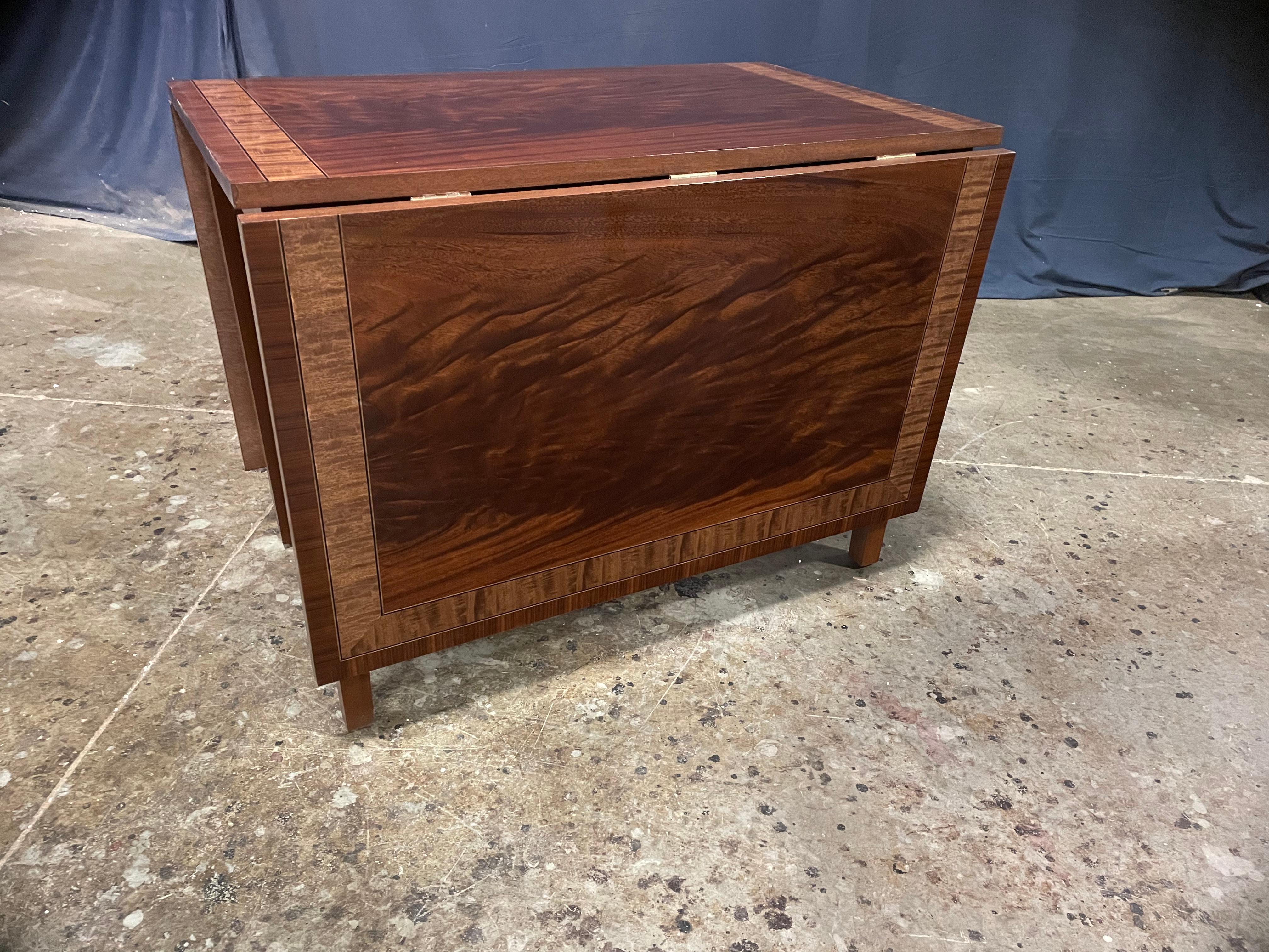 Mesa abatible de caoba de Leighton Hall Hepplewhite en venta