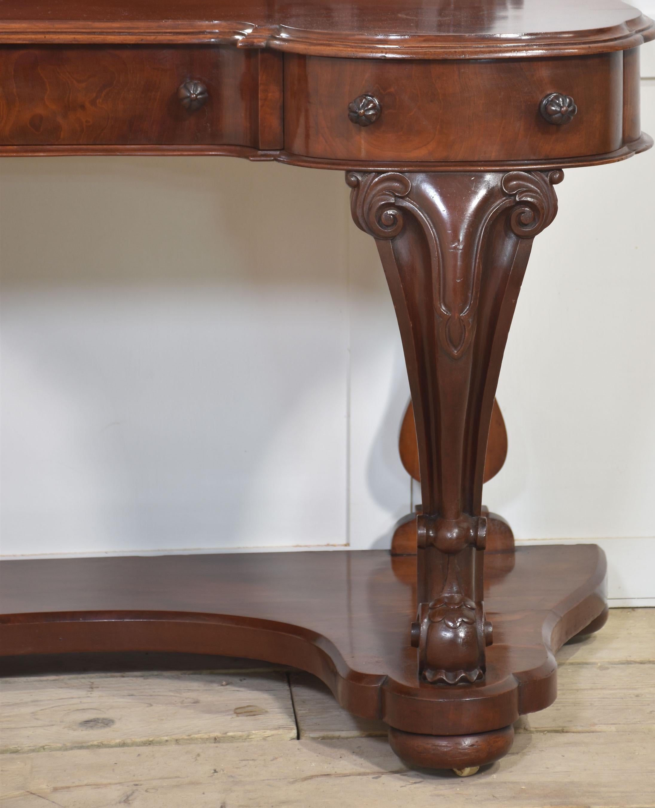 Mahogany duchess dressing table For Sale 8