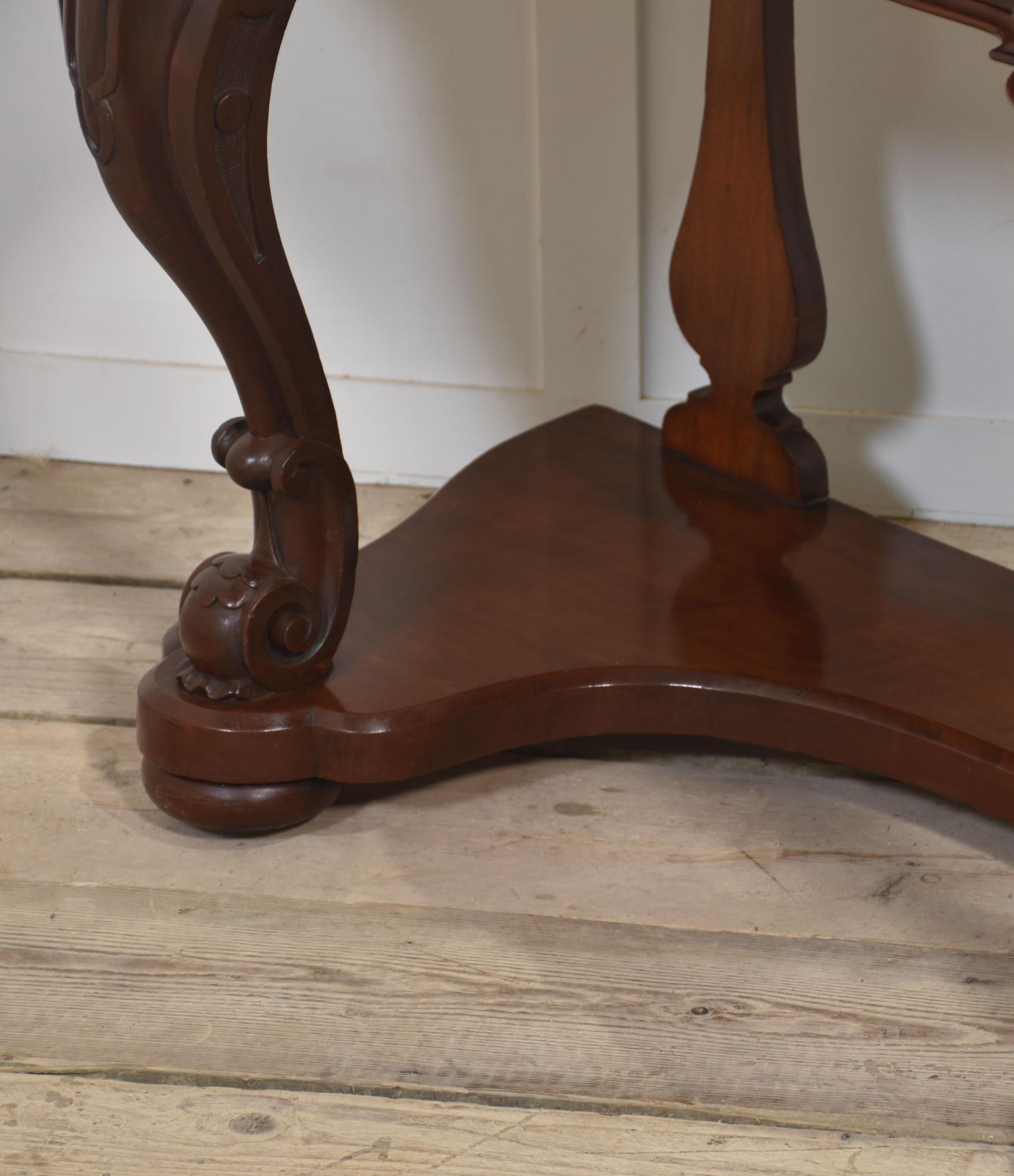 Mahogany duchess dressing table In Good Condition For Sale In Cheshire, GB