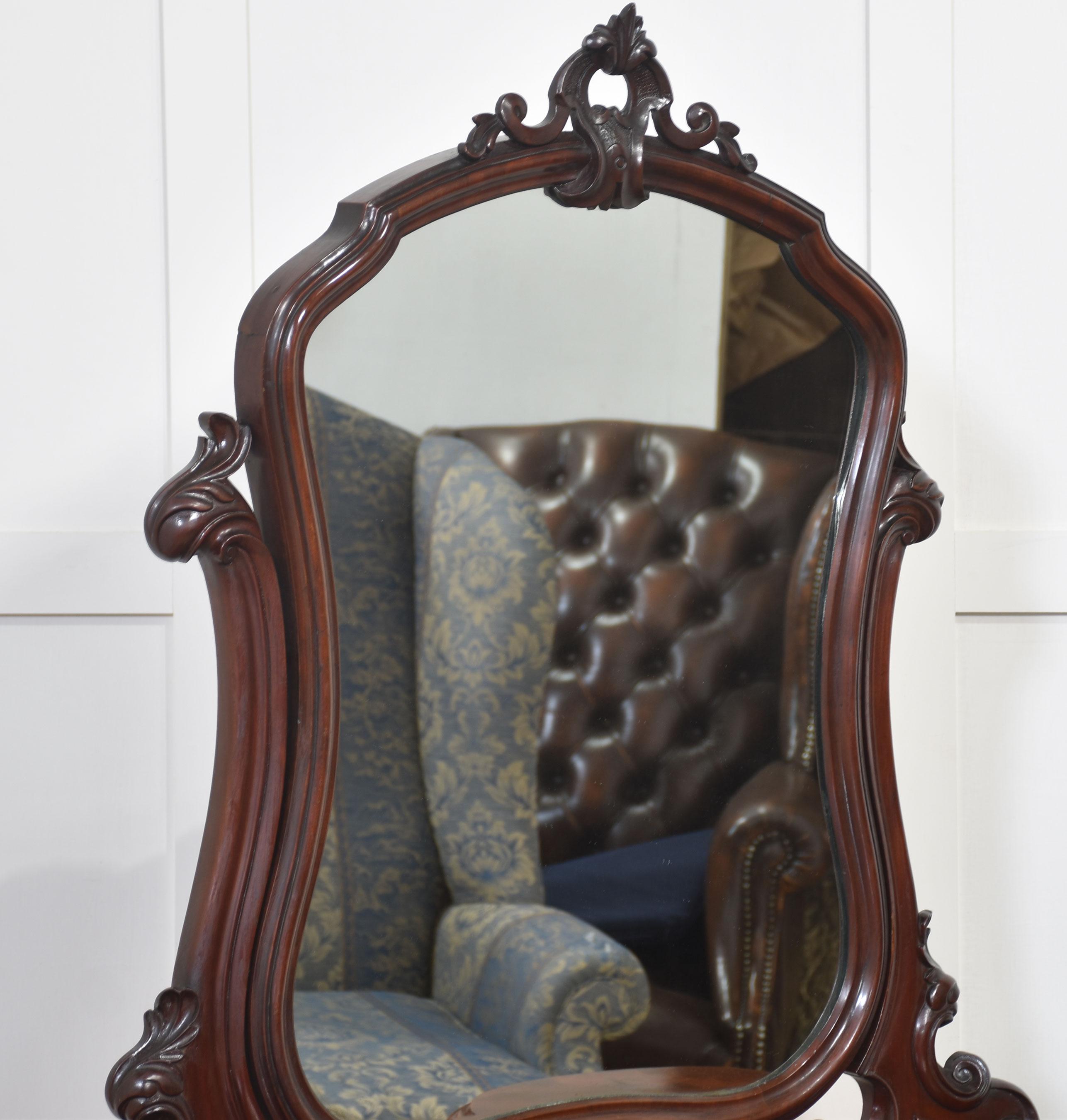 Mahogany duchess dressing table For Sale 2