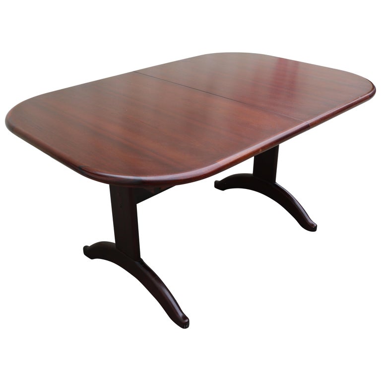 Mahogany Dining Table with Two Leaves For Sale at 1stDibs