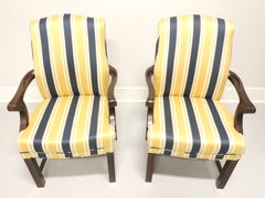 Poltrone con struttura in mogano Chippendale a righe blu e gialle - Coppia A