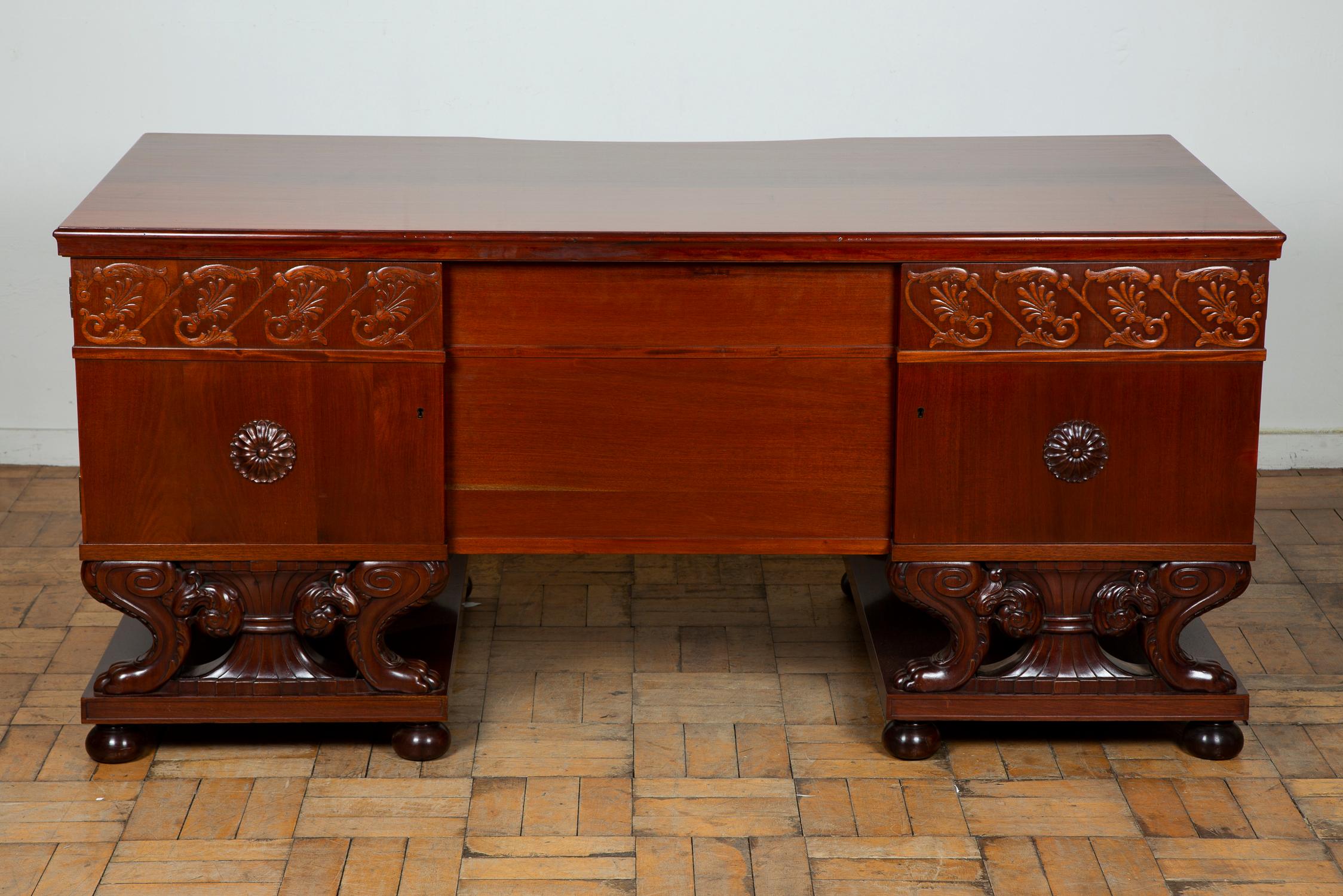 Edwardian Mahogany Freestanding Desk Attributed to Lysberg & Hansen of Copenhagen For Sale