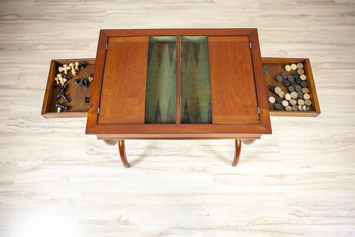 Mahogany Chess and Backgammon Table From the Turn of the 19th and 20th Centuries 4