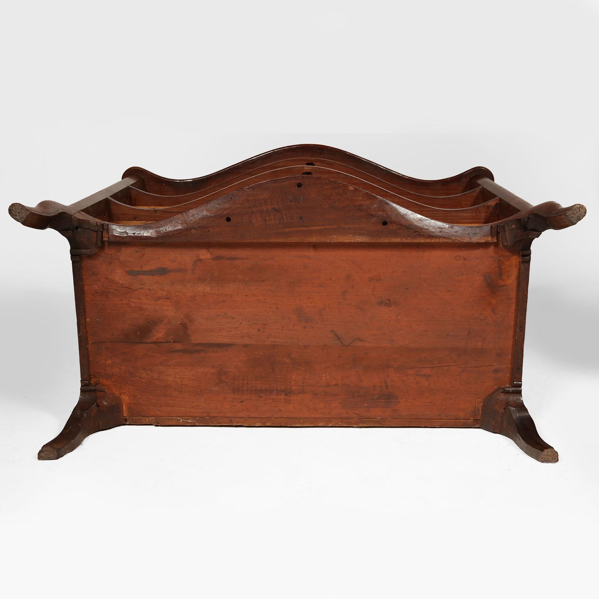 Mahogany George III Chest of Drawers Attributed to Henry Hill of Marlborough 3
