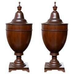 Urnes à couverts de style George III - Paire disponible, prix individuel