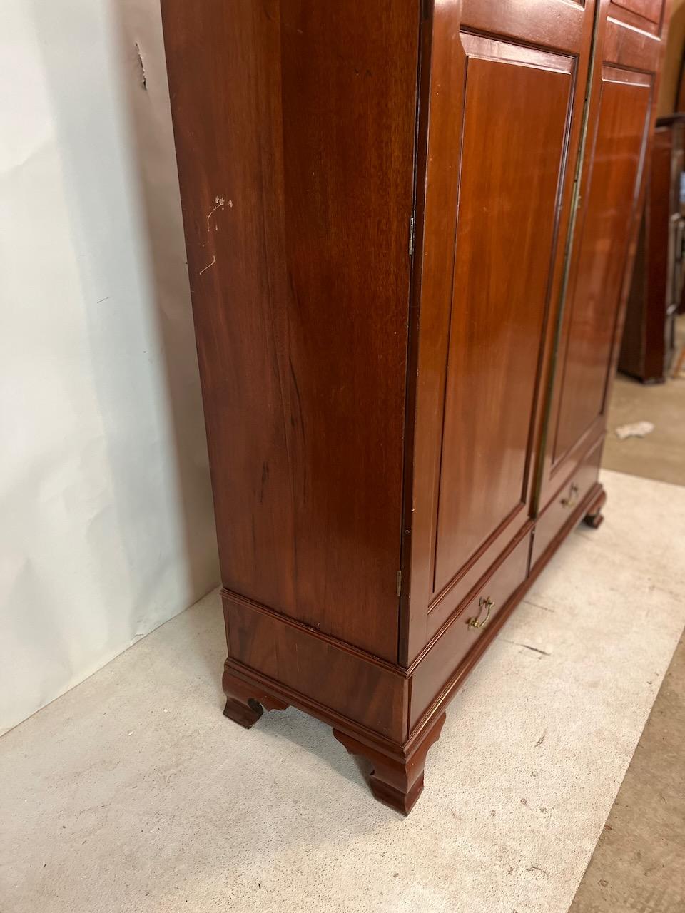 Mahogany Georgian 2 Door wardrobe For Sale 1