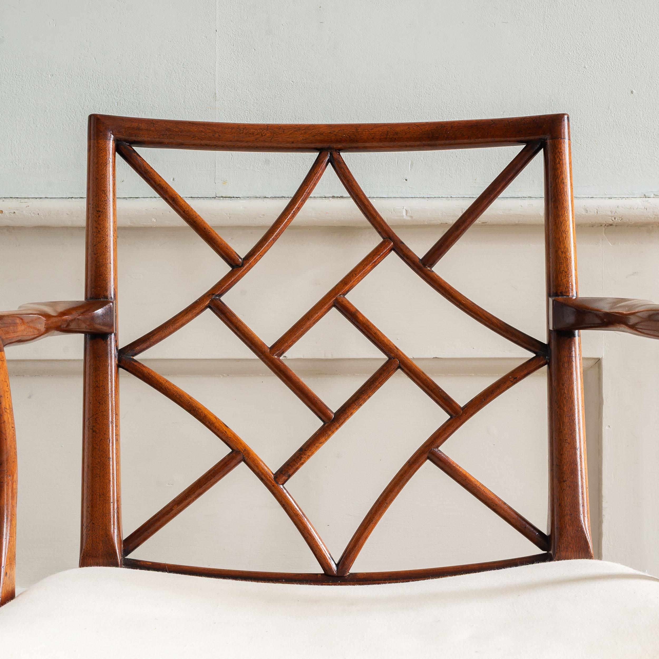 Mahogany Georgian Style Cockpen Armchair For Sale 1