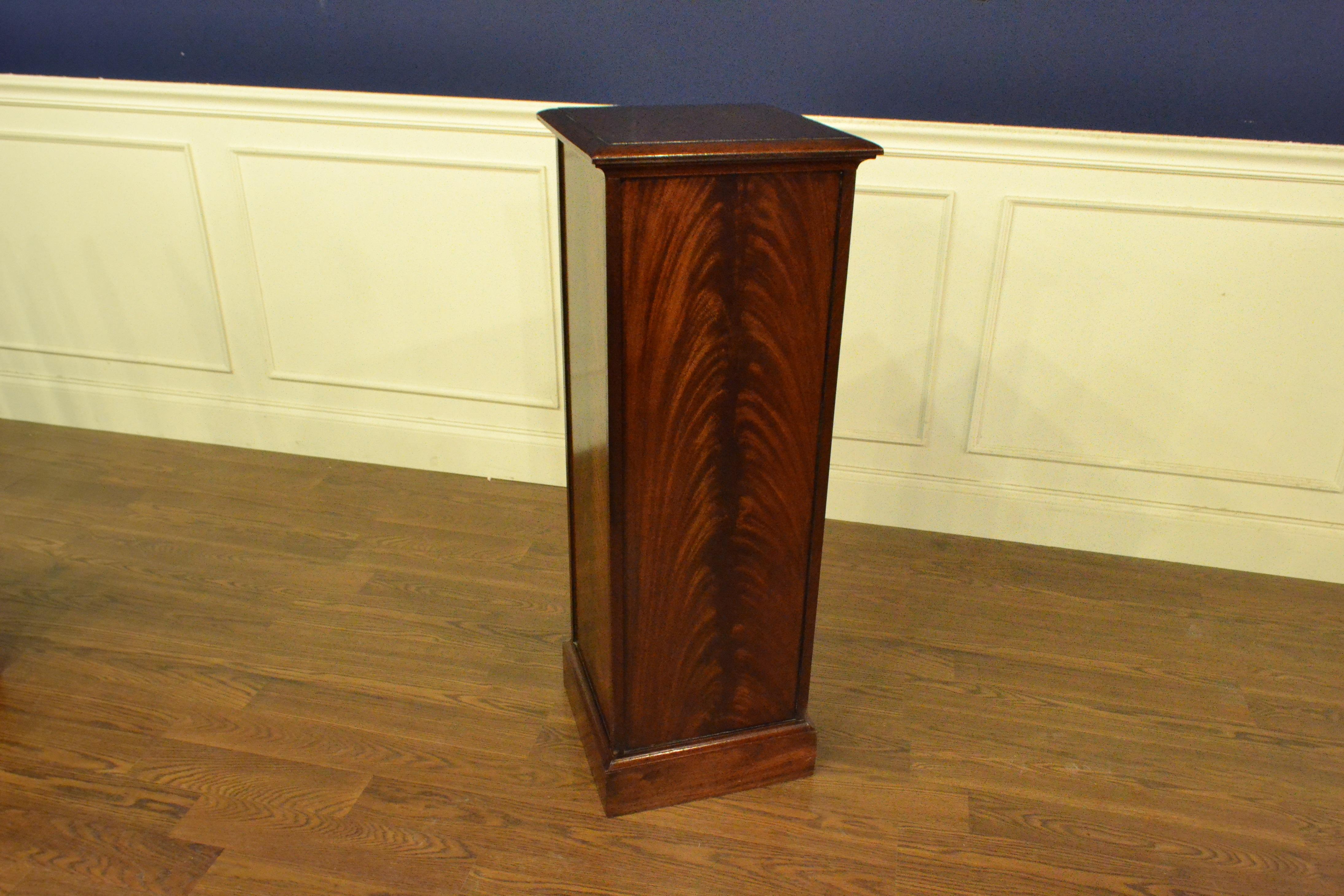 American Mahogany Georgian Style Display Pedestal by Leighton Hall For Sale