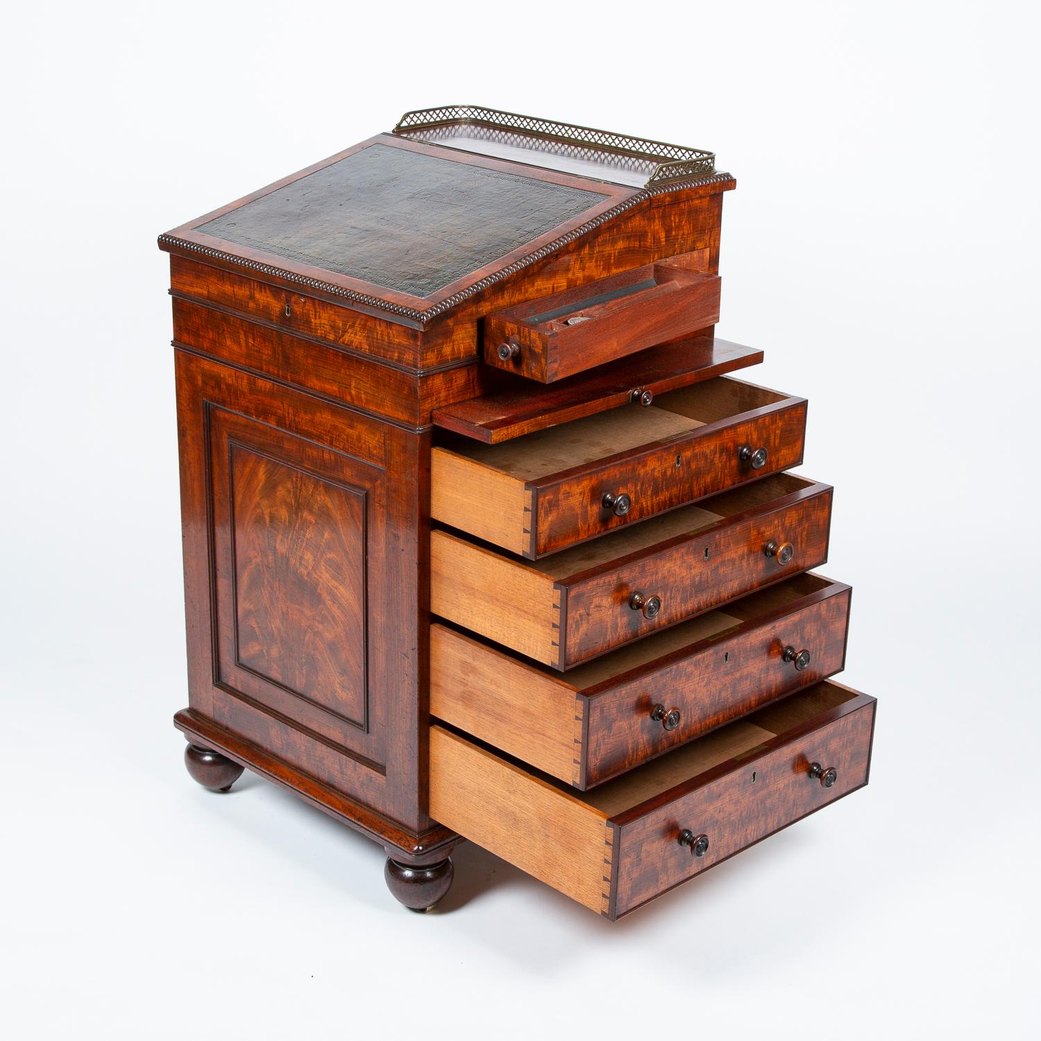 19th Century Mahogany Gillows Davenport