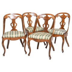 Mahogany Göteborg Dining Chairs with Elegant Curved Back and Legs, Set of Four