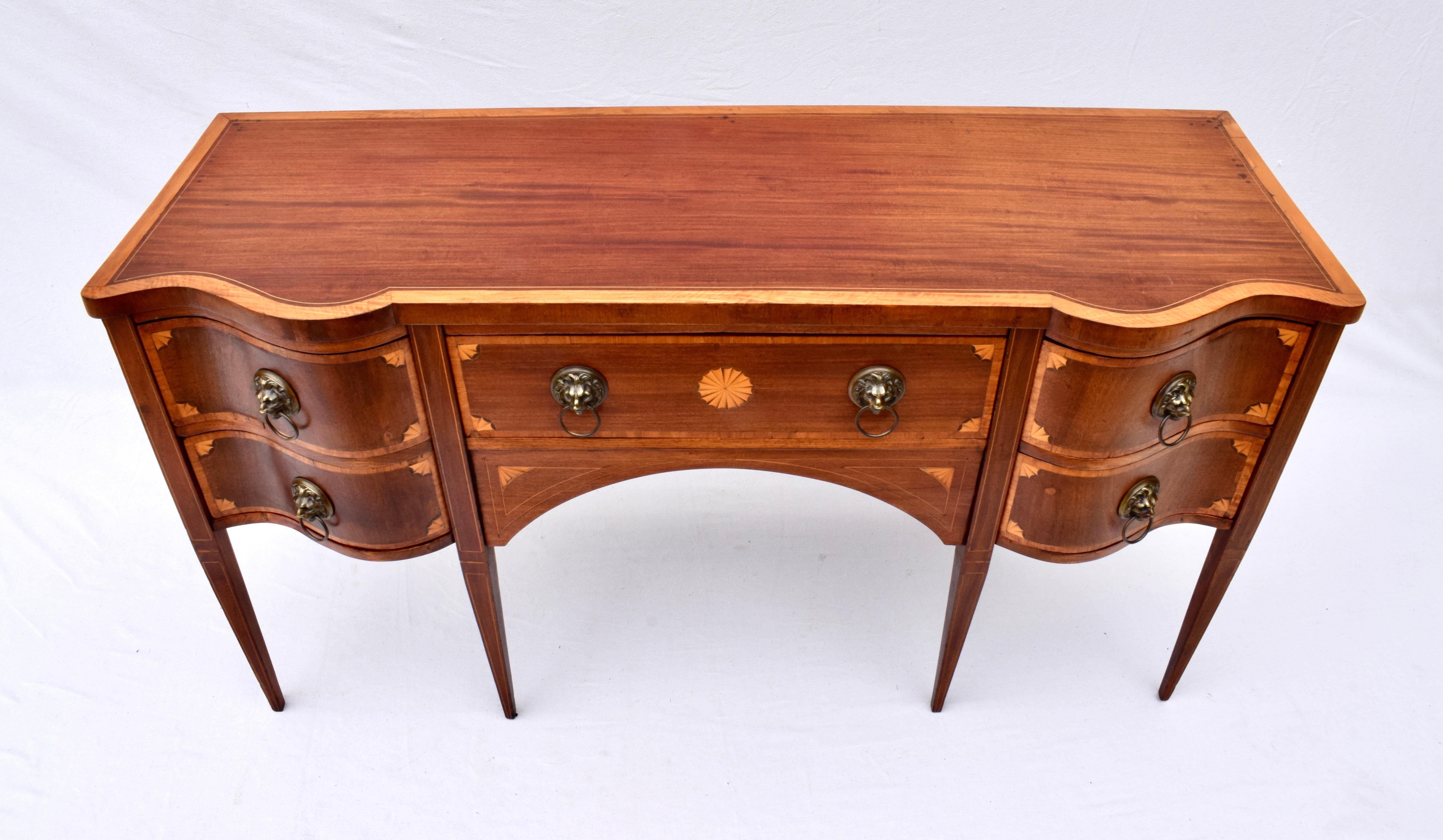 Federal Mahogany Hepplewhite or Sheraton Sideboard With Satinwood Inlay For Sale
