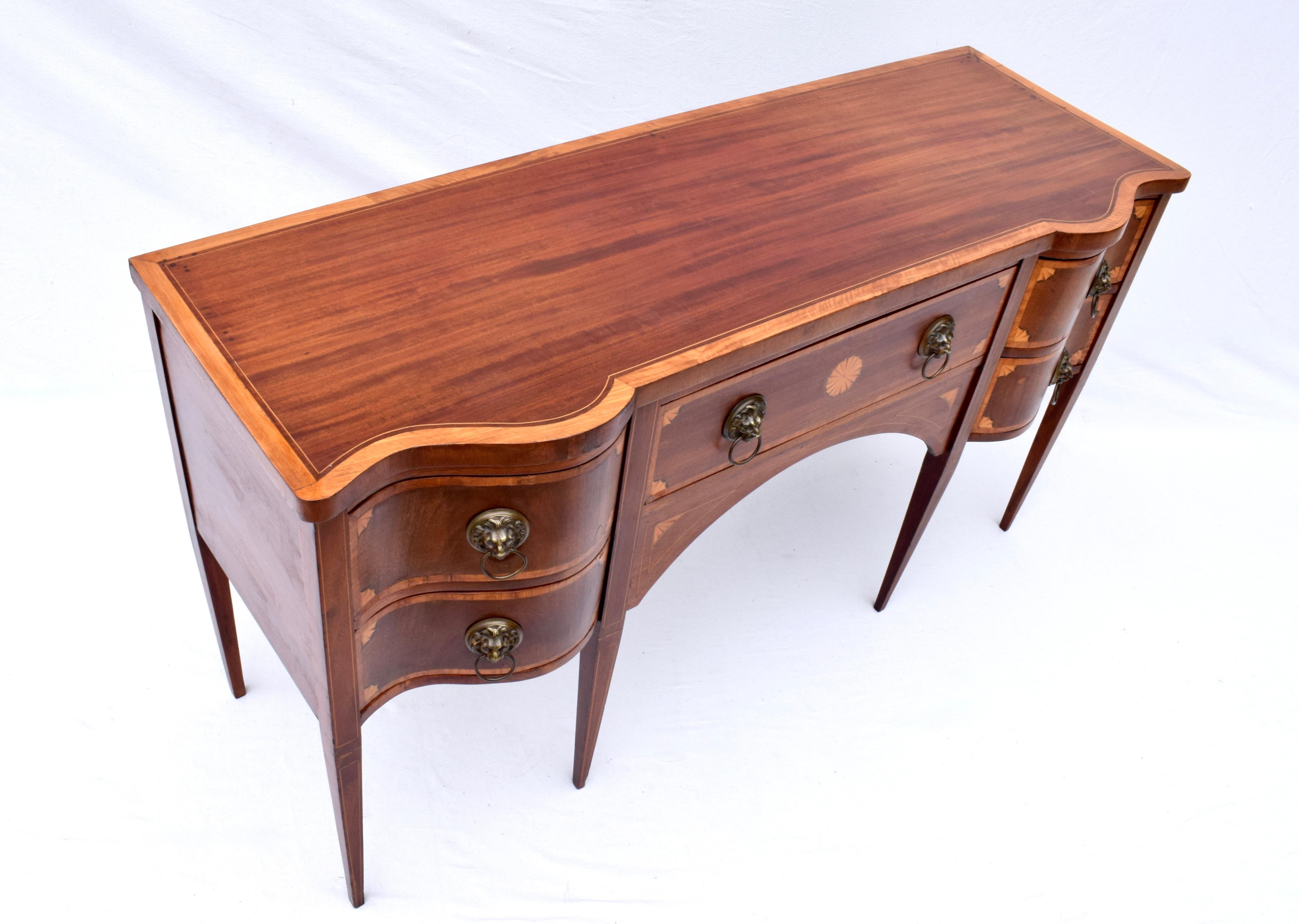 Mahogany Hepplewhite or Sheraton Sideboard With Satinwood Inlay For Sale 1