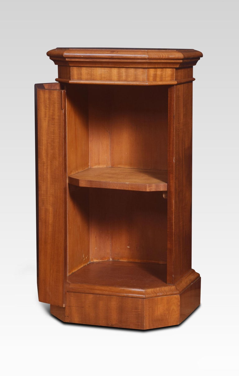 Mahogany Hexagonal Pedestal For Sale at 1stDibs