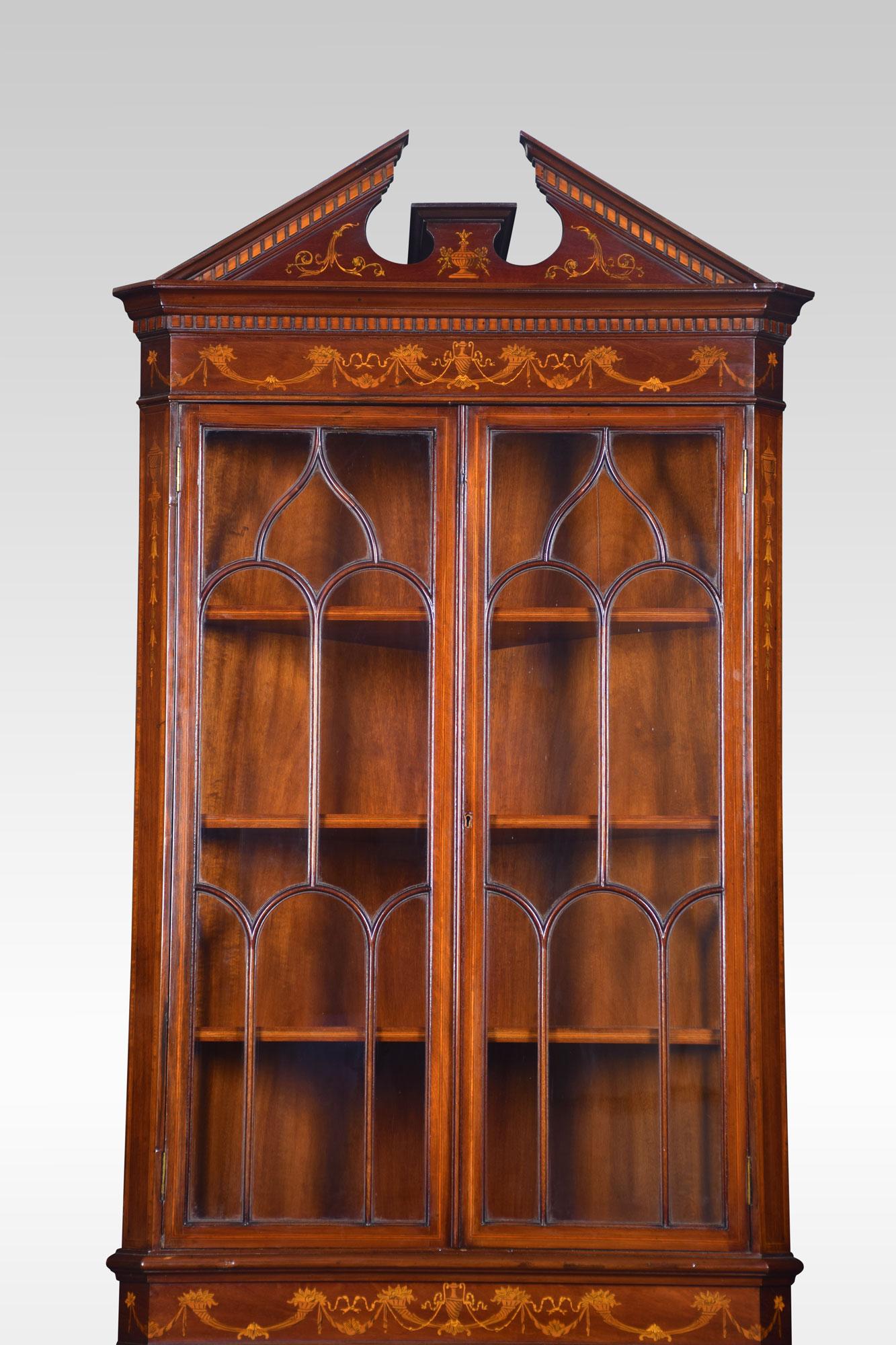 Mahogany Inlaid Corner Cabinet In Good Condition For Sale In Cheshire, GB