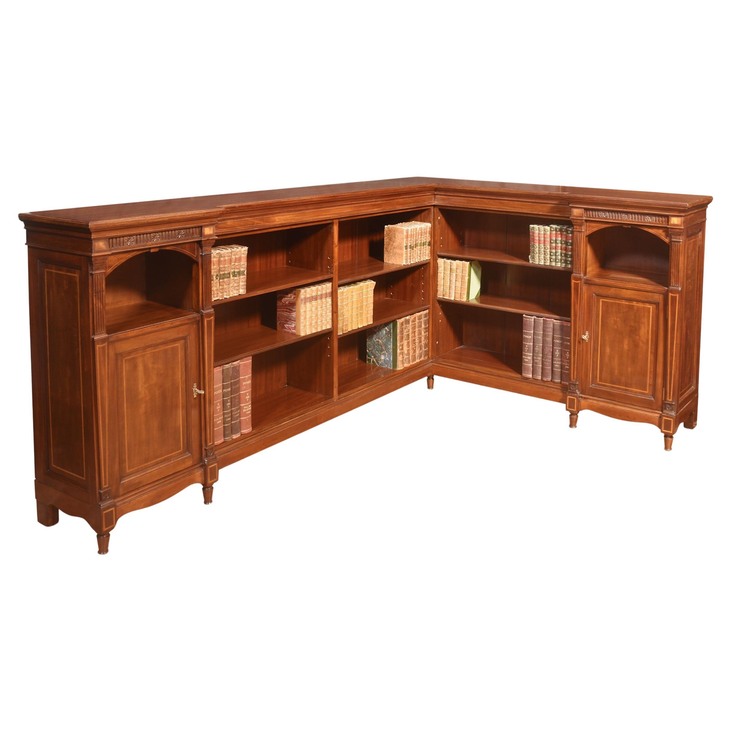 Mahogany inlaid corner open bookcase