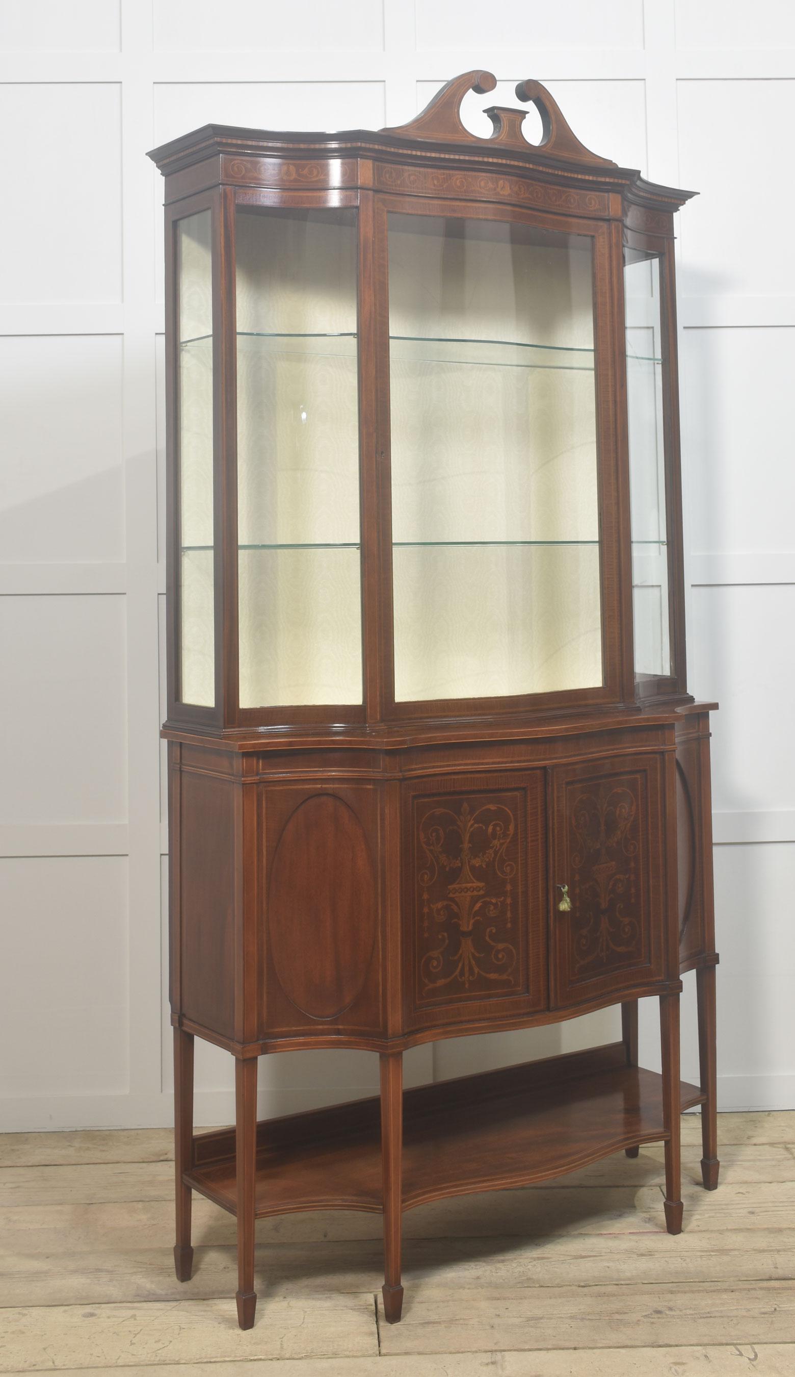 Mahogany inlaid display cabinet For Sale 4