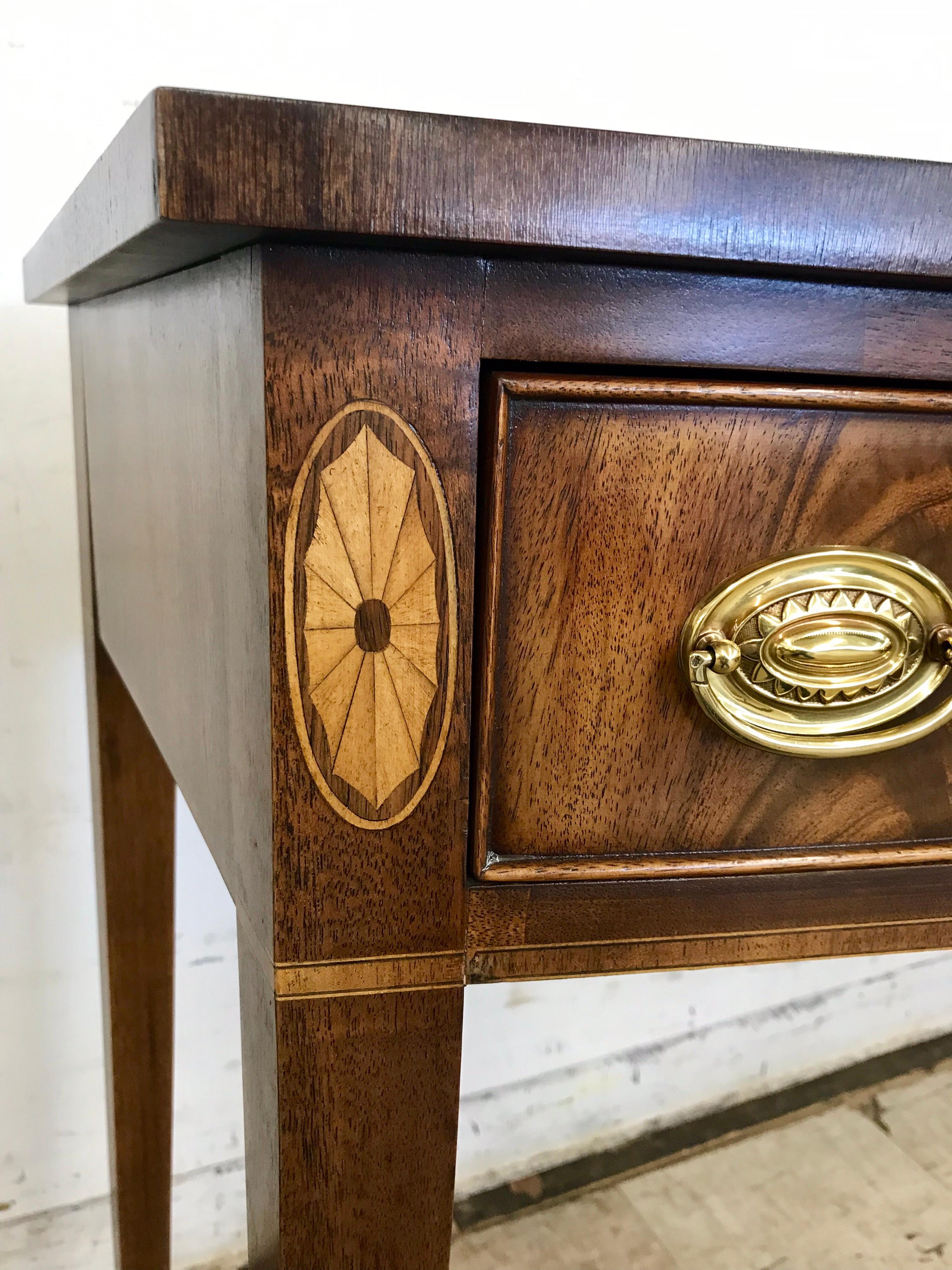 Mahogany Inlaid Sideboard Server Console Table In Excellent Condition In West Hartford, CT