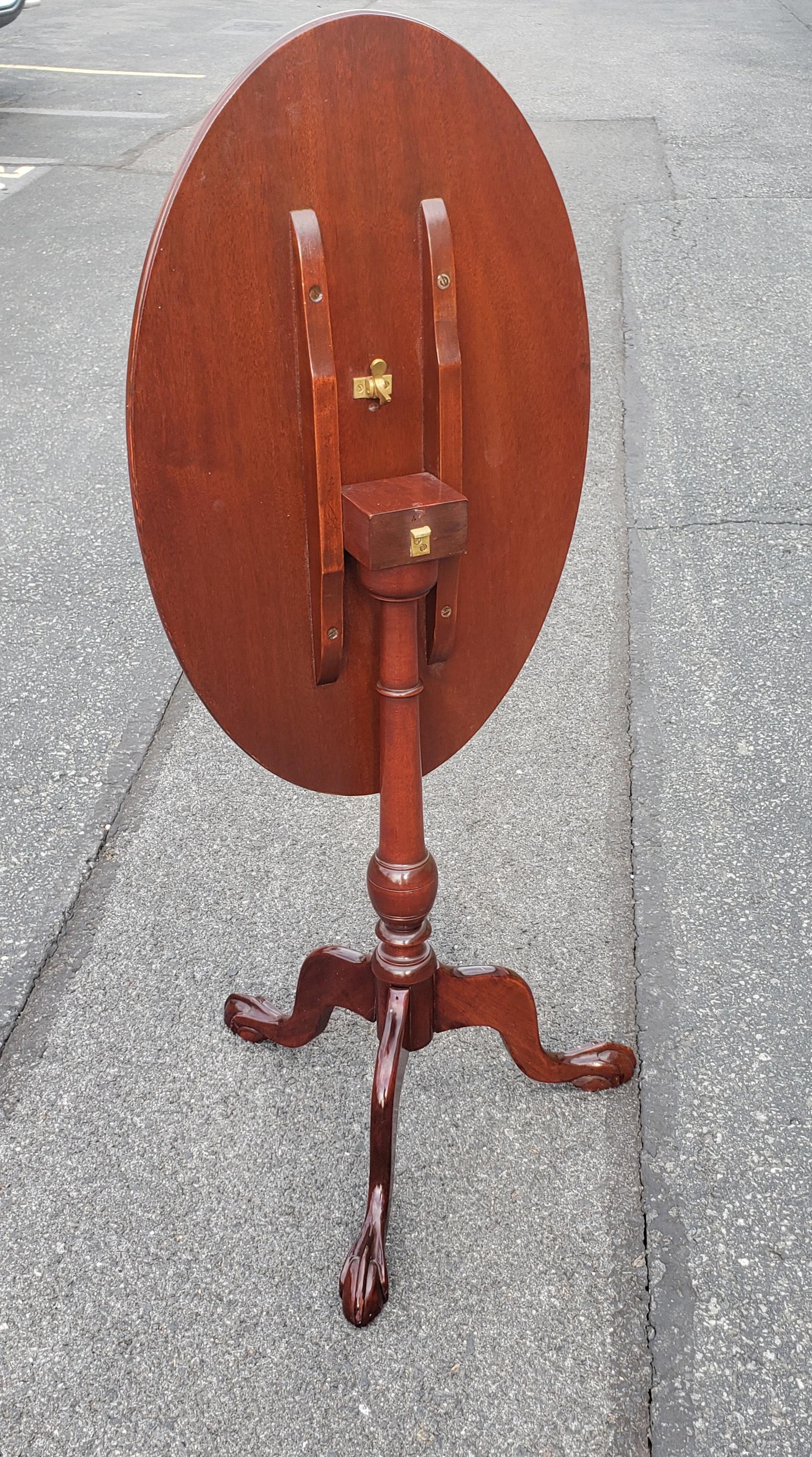 Mahogany Inlaid Tilt-Top Tea Table Side Table with Tripod ClawFeet For Sale 2