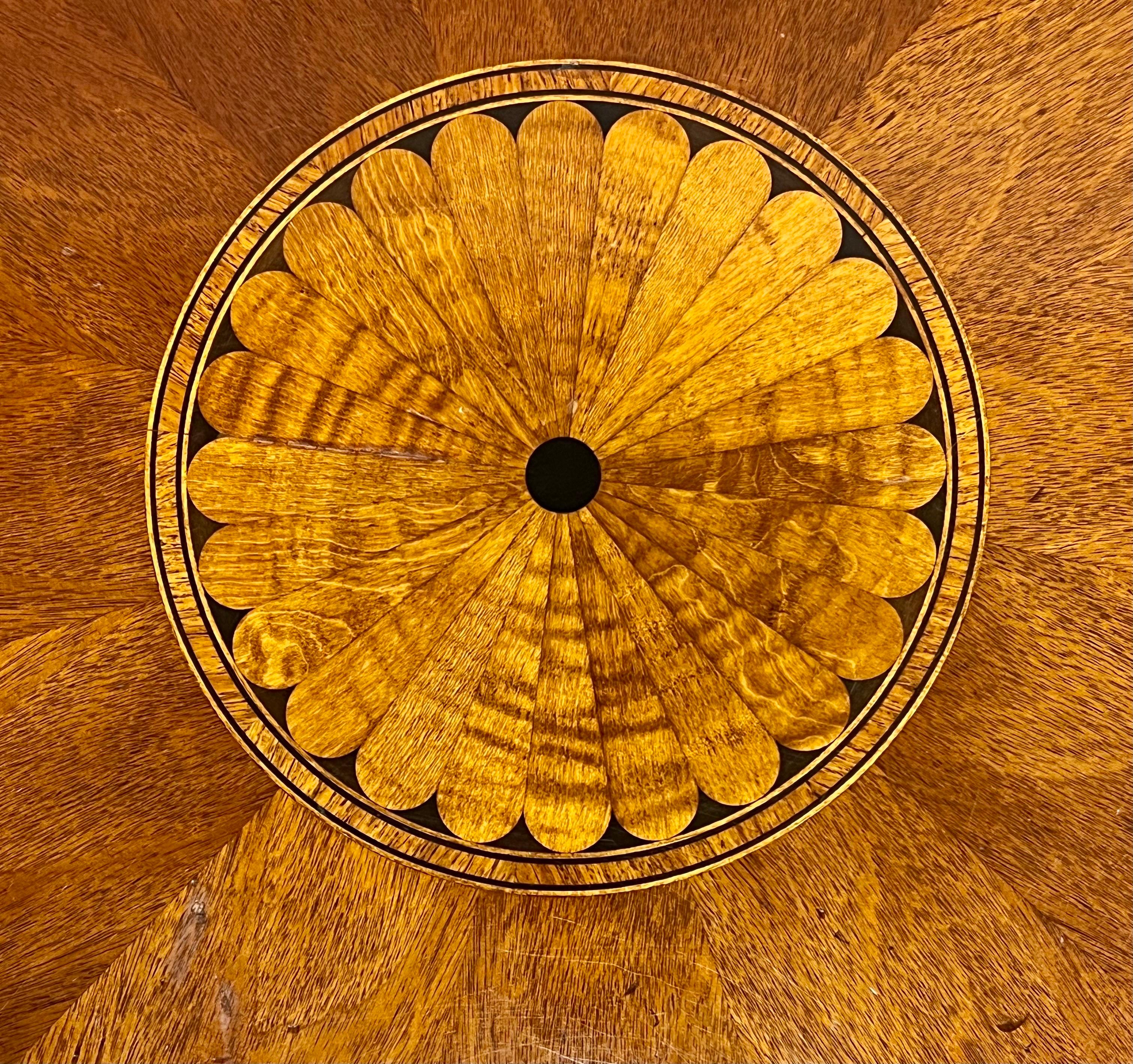 Federal Mahogany Inlay Round Round Center Foyer Table