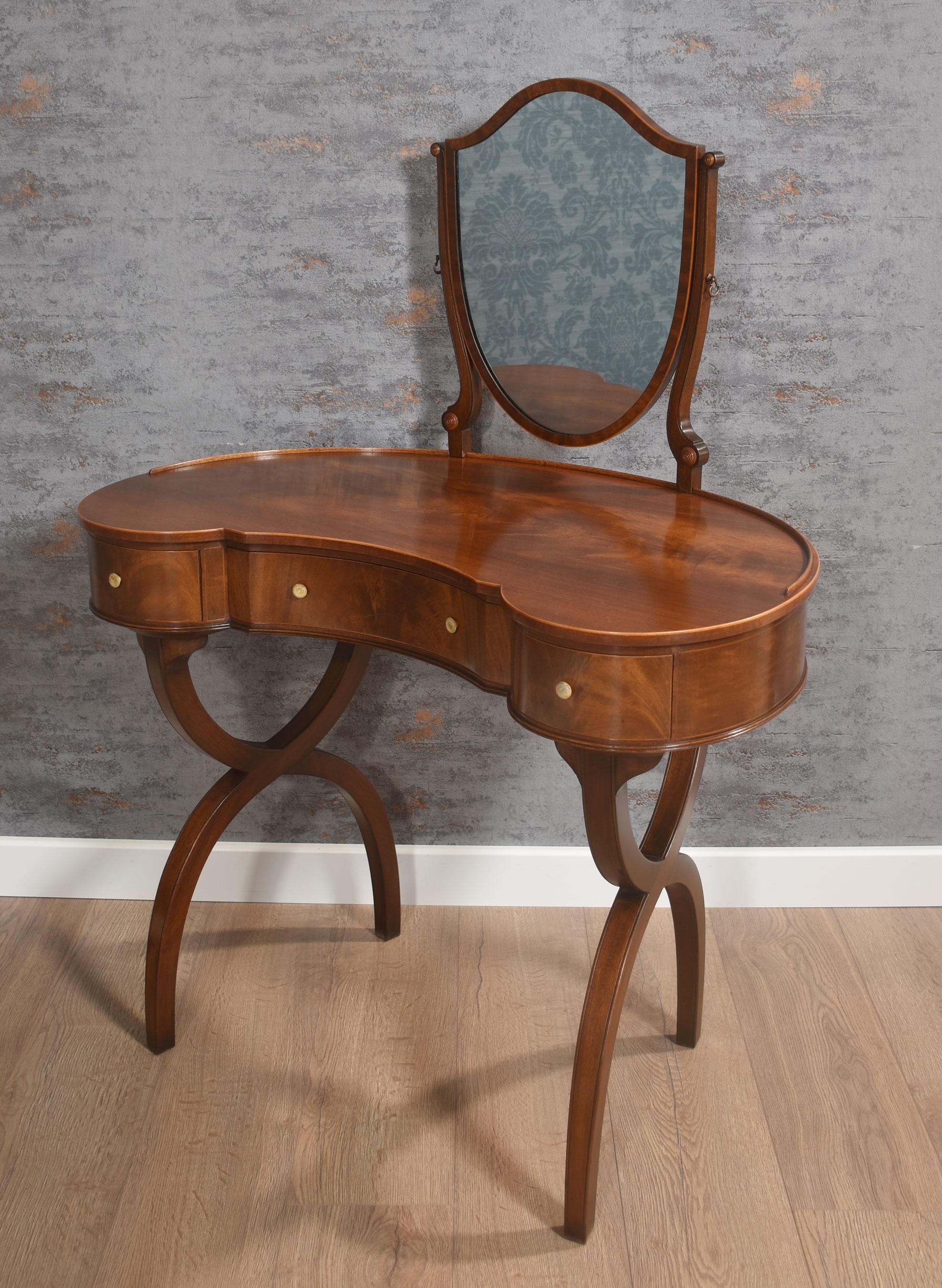 20th Century Mahogany kidney shaped lady’s dressing table