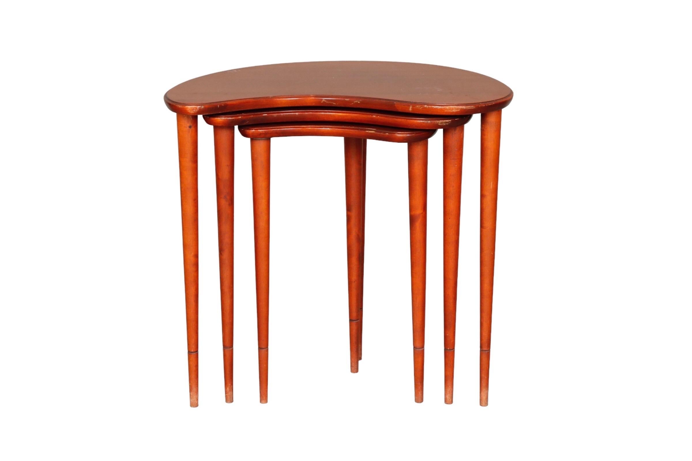 Mahogany Kidney Shaped Nesting Tables, Set of 3 In Good Condition In Hudson, NY