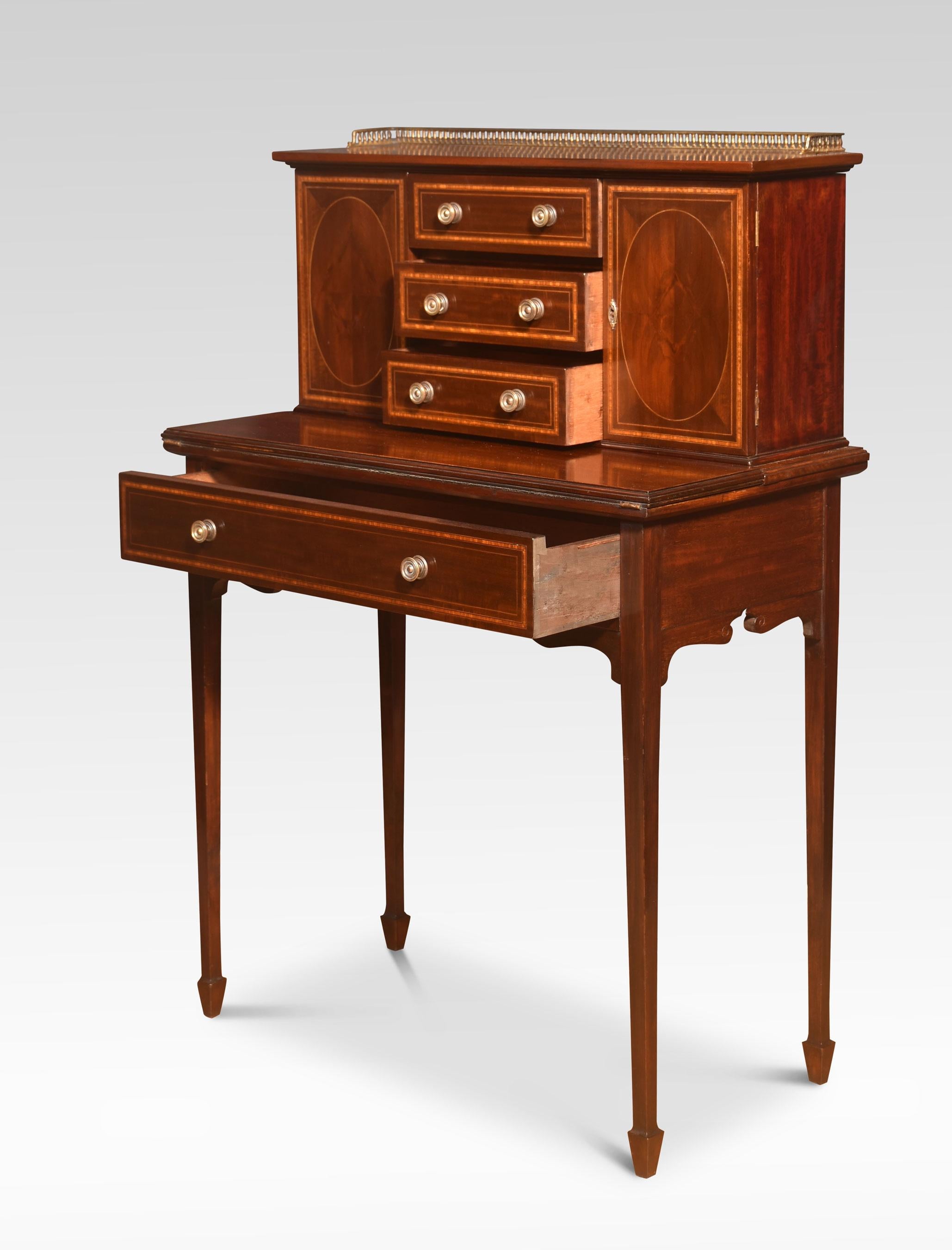 20th Century Mahogany lady’s writing desk For Sale