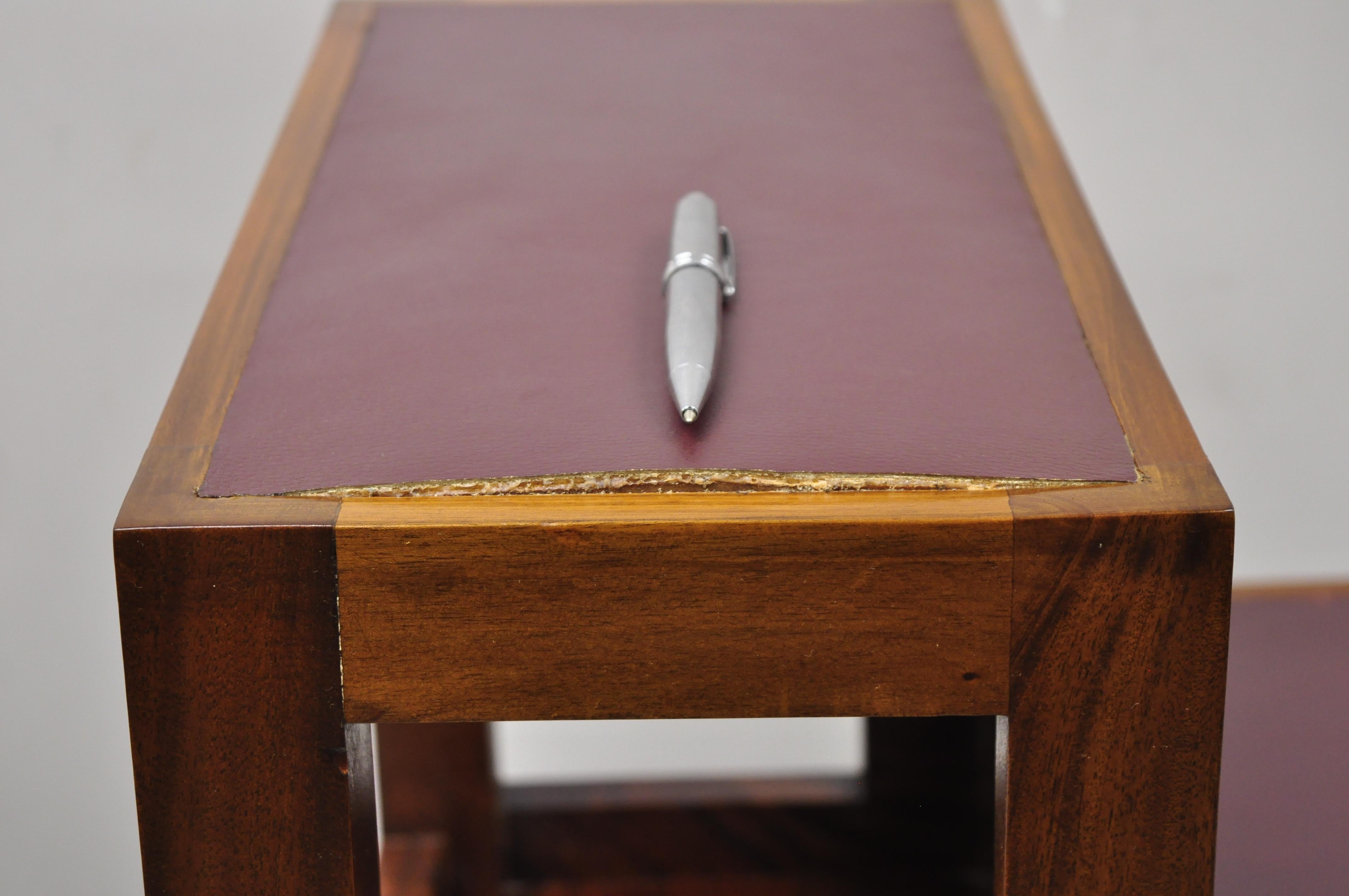 Table d'extrémité de table métamorphique en cuir d'acajou pour campagne anglaise, marche de bibliothèque à bascule 1
