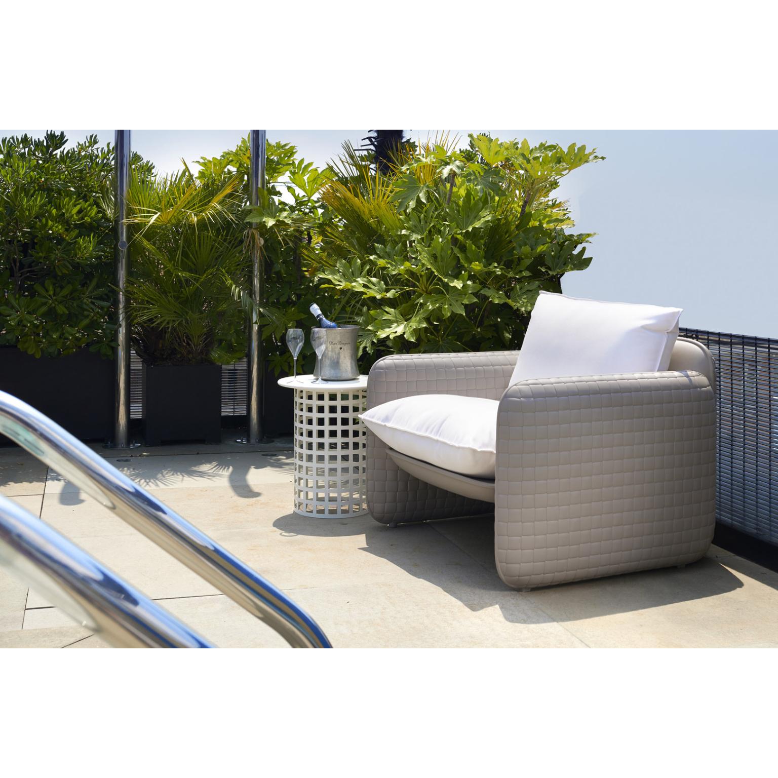 Mahogany Leather Mara Armchair by Lorenza Bozzoli
Dimensions: D 94 x W 106 x H 82 cm. Seat Height: 52 cm.
Materials: Polyethylene, wadding, rubber, and acrylic.
Weight: 36 kg.

The color of the cushion is London Brown. Available in different color