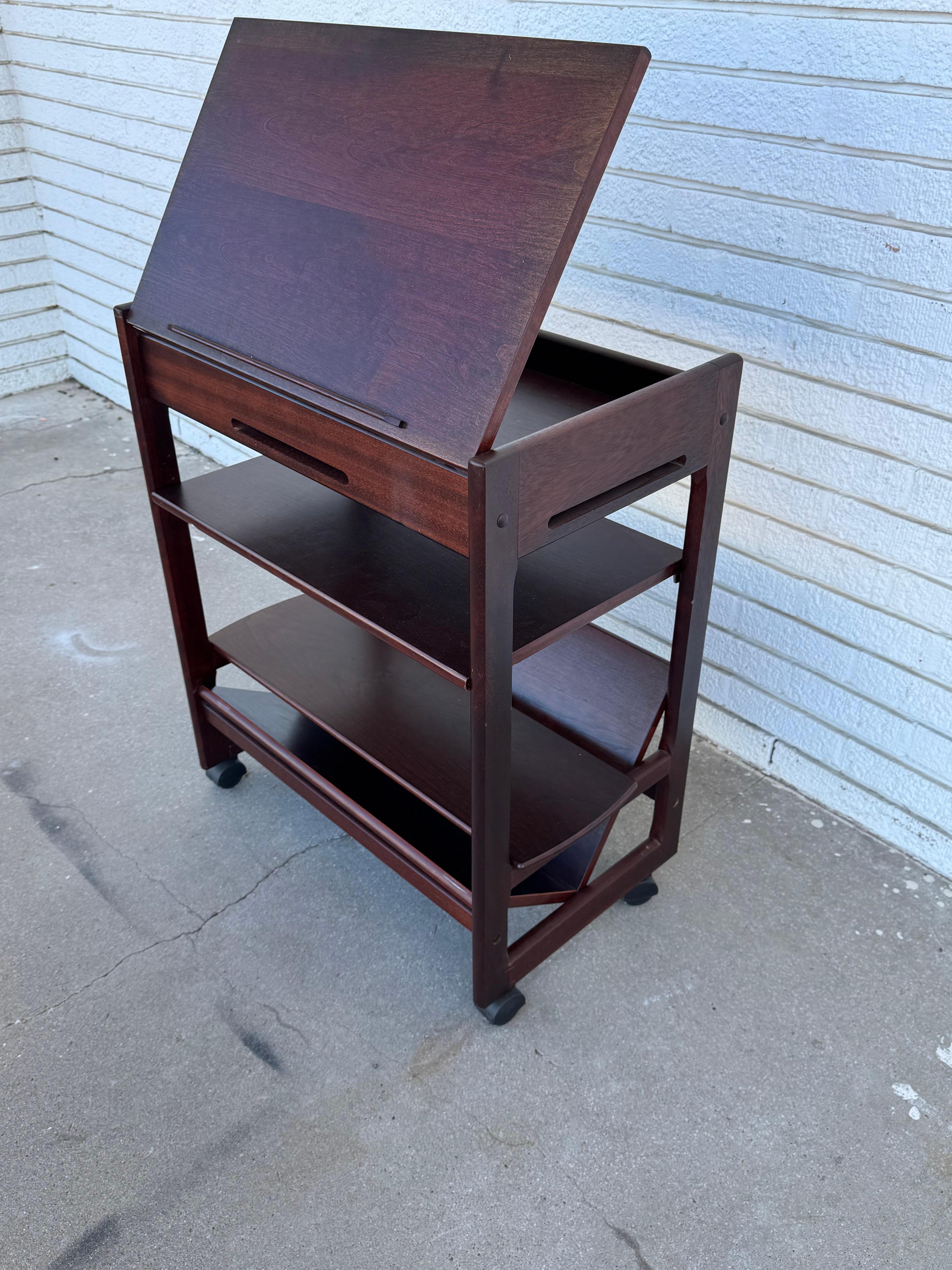 American Classical Mahogany Levenger Table on Casters by Bombay For Sale