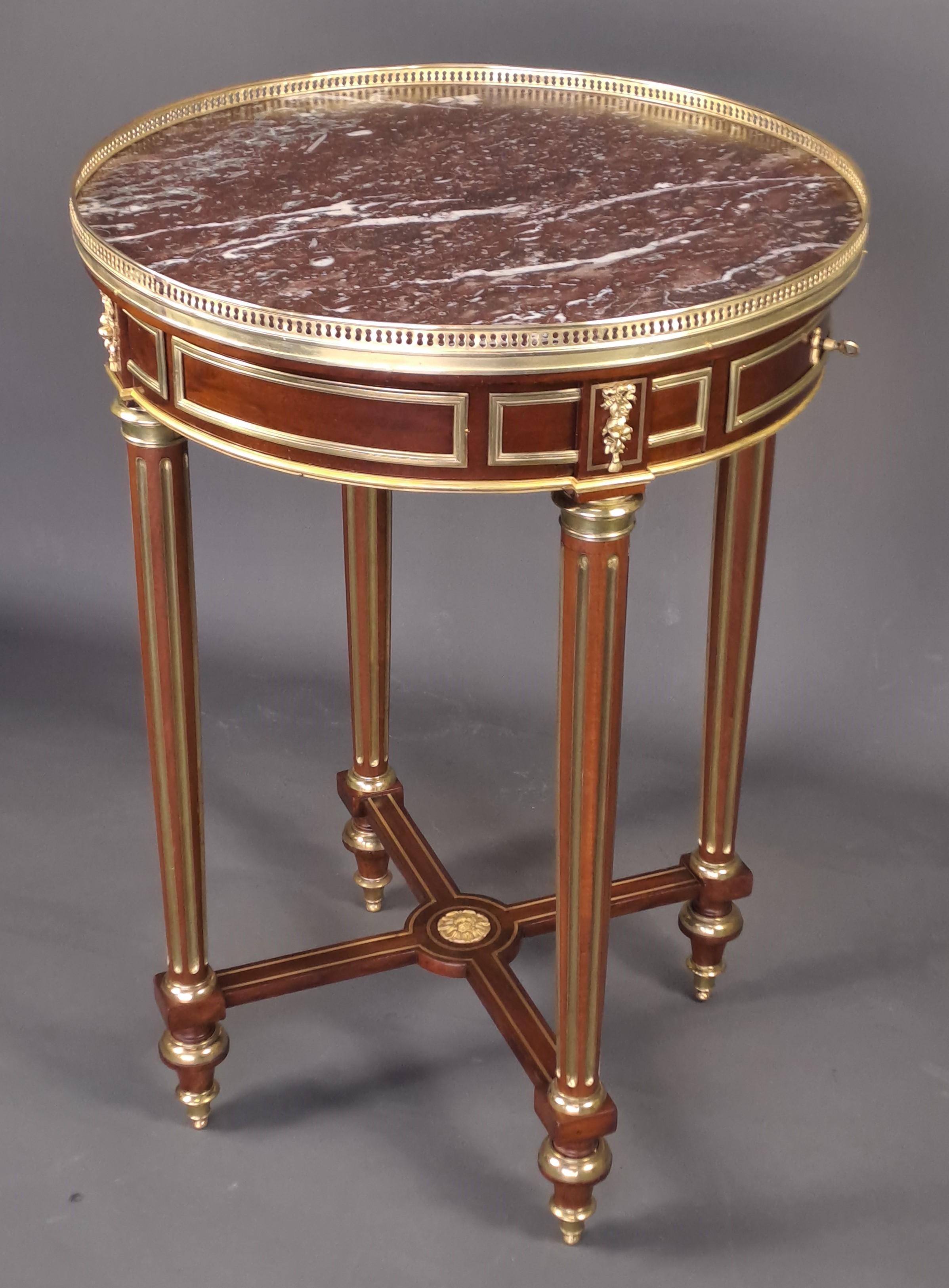 Mahogany Louis XVI Style Gueridon For Sale 5
